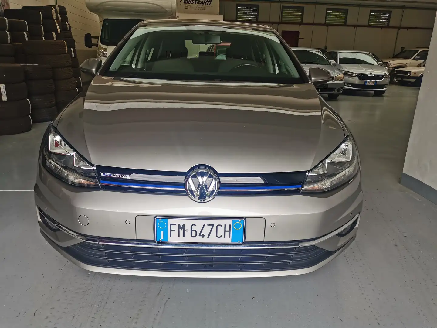 Volkswagen Golf Golf 5p 1.4 tgi Executive 110cv dsg Grau - 2