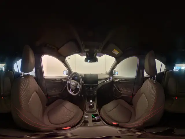 Ford Focus view 13