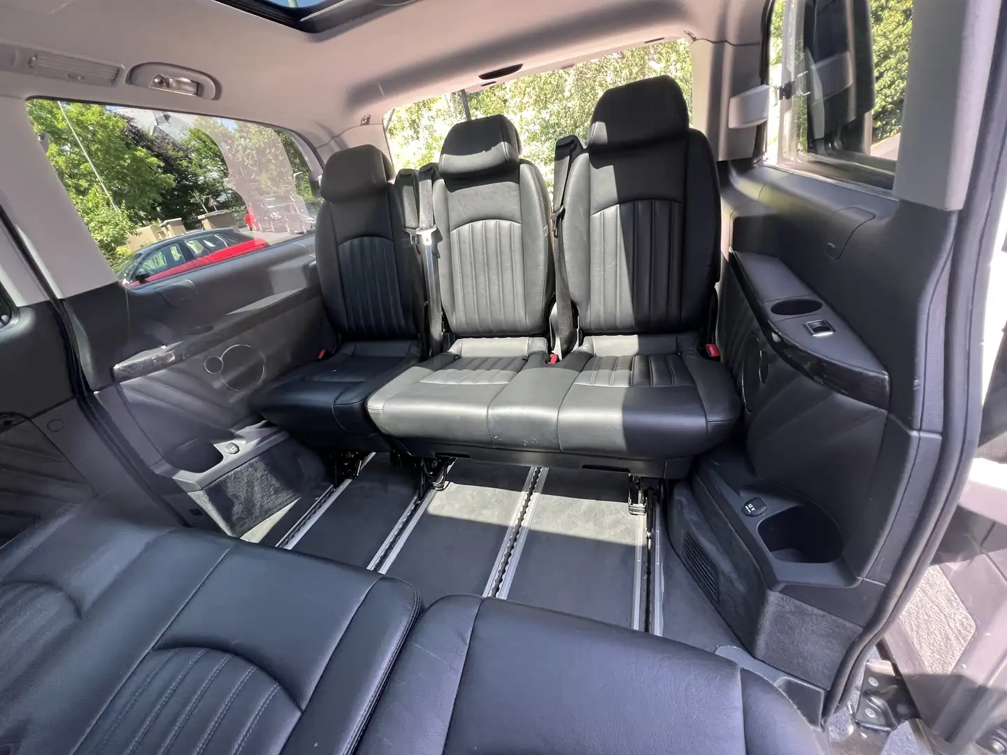 Mercedes-Benz Viano 3.0 CDI DPF lang Automatik Ambiente Edition - 2