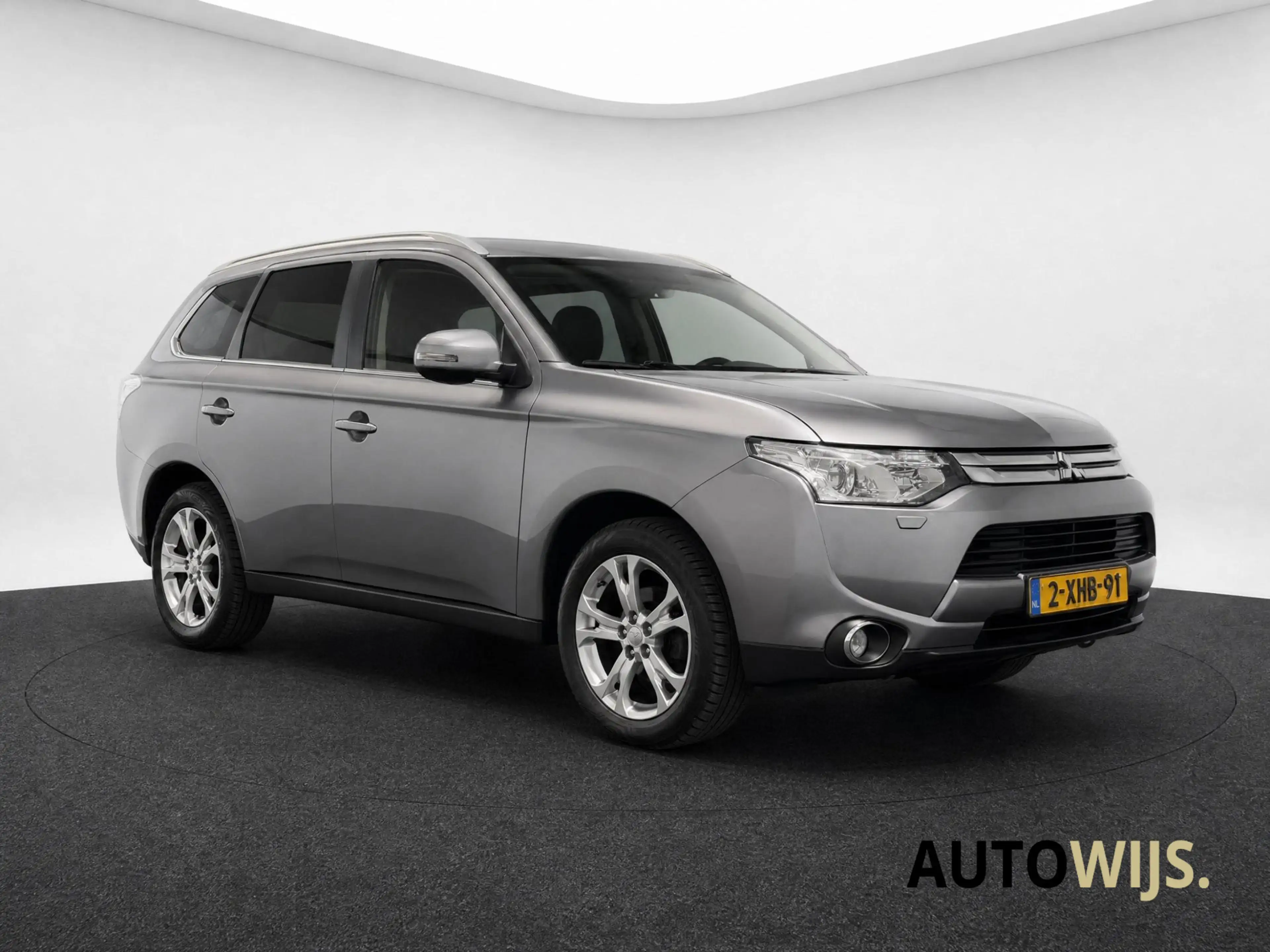 Mitsubishi Outlander 2.0 Instyle+|7-PERSOONS|AUT|LEDER|AUT|CAMERA|NL AU — photo 3