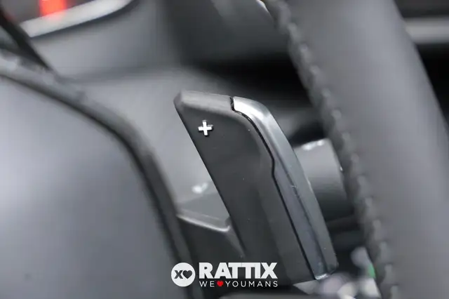 Peugeot 208 view 15