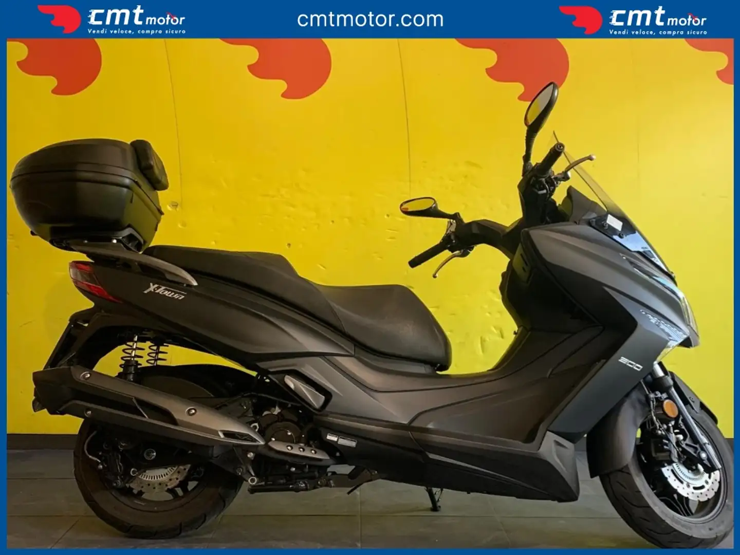 Kymco Downtown 300i - 1