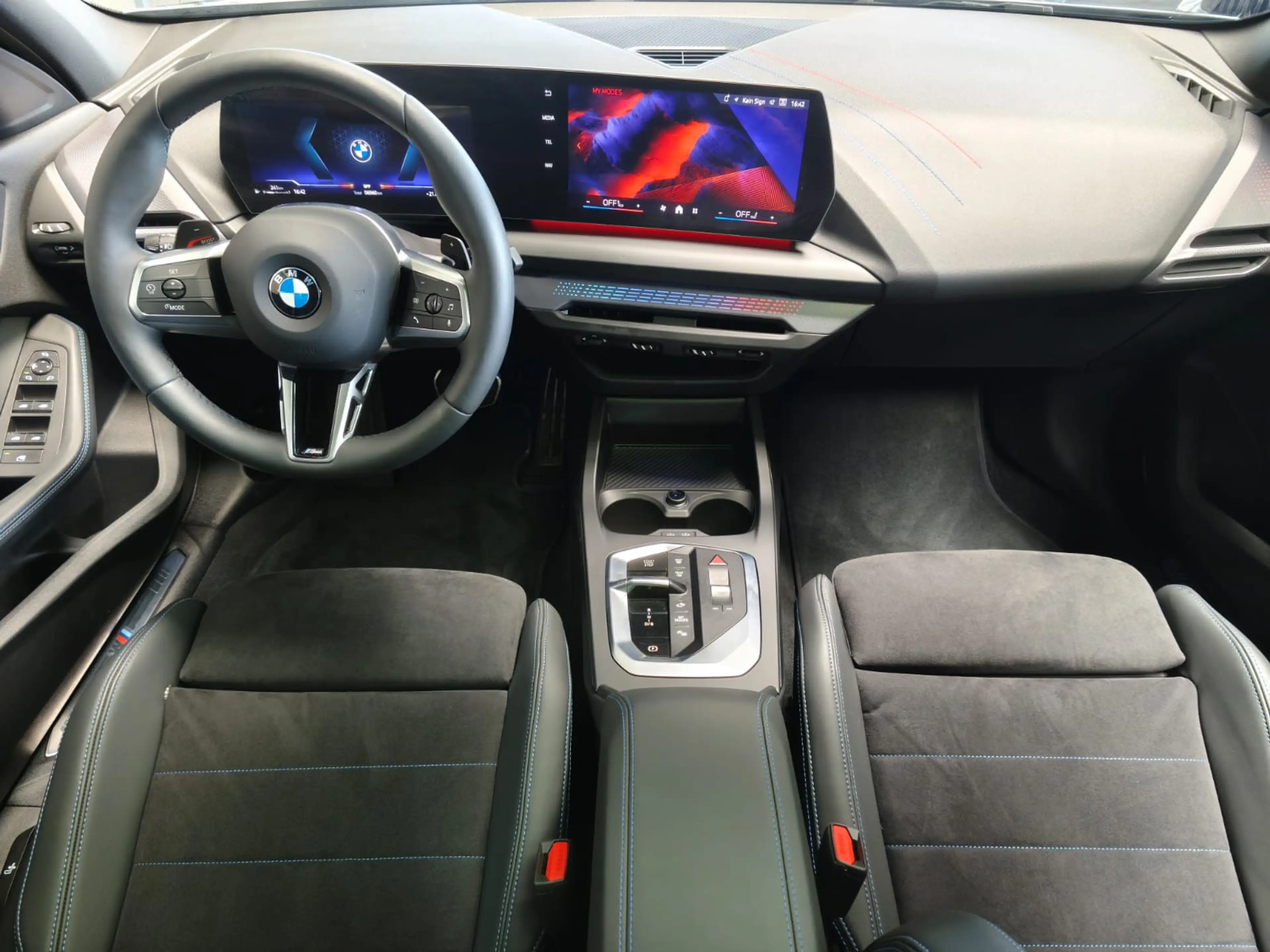 BMW 120 i M Sport Dr.As+/19"/ACC/PANO — photo 15
