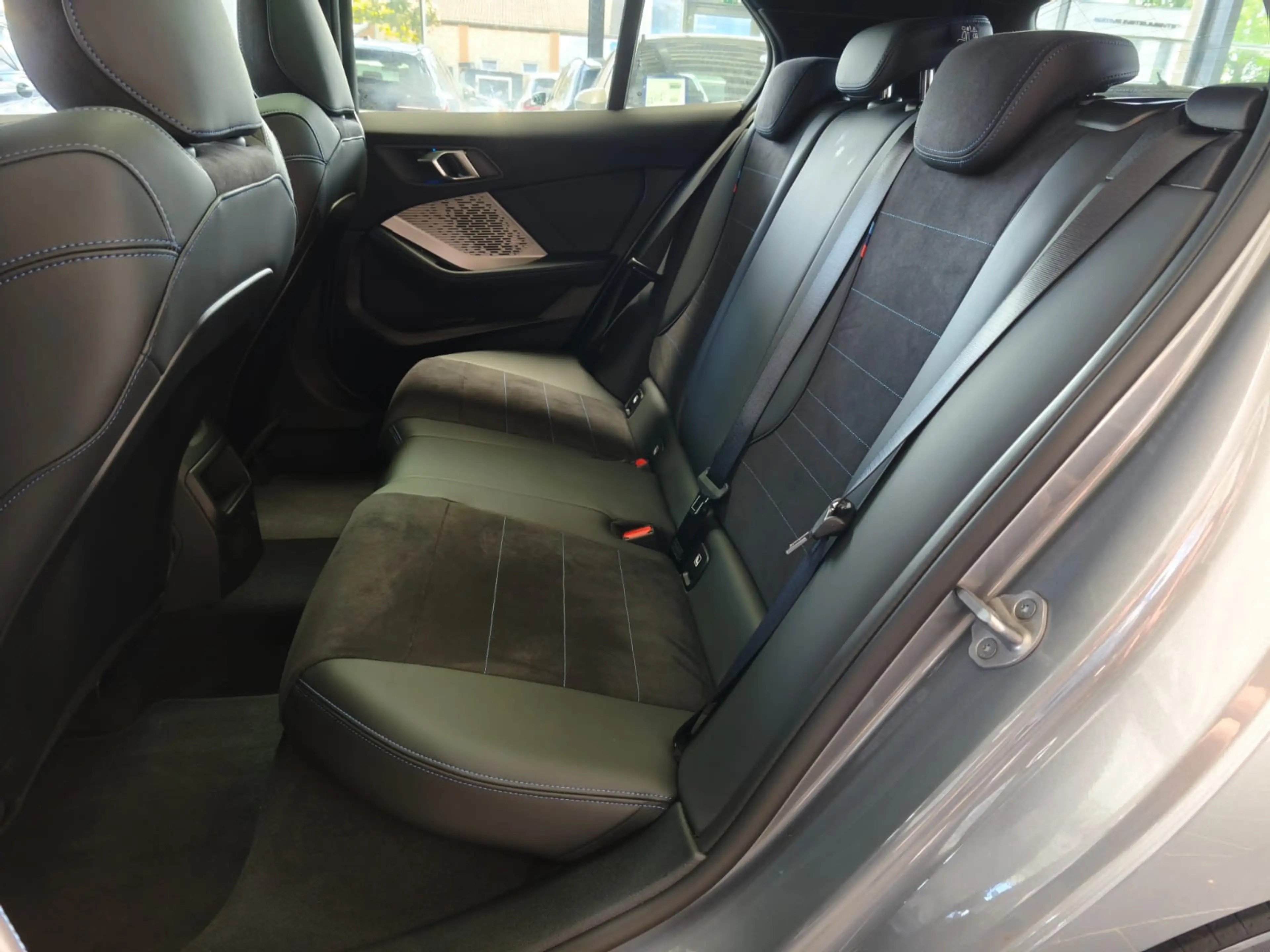BMW 120 i M Sport Dr.As+/19"/ACC/PANO — photo 14