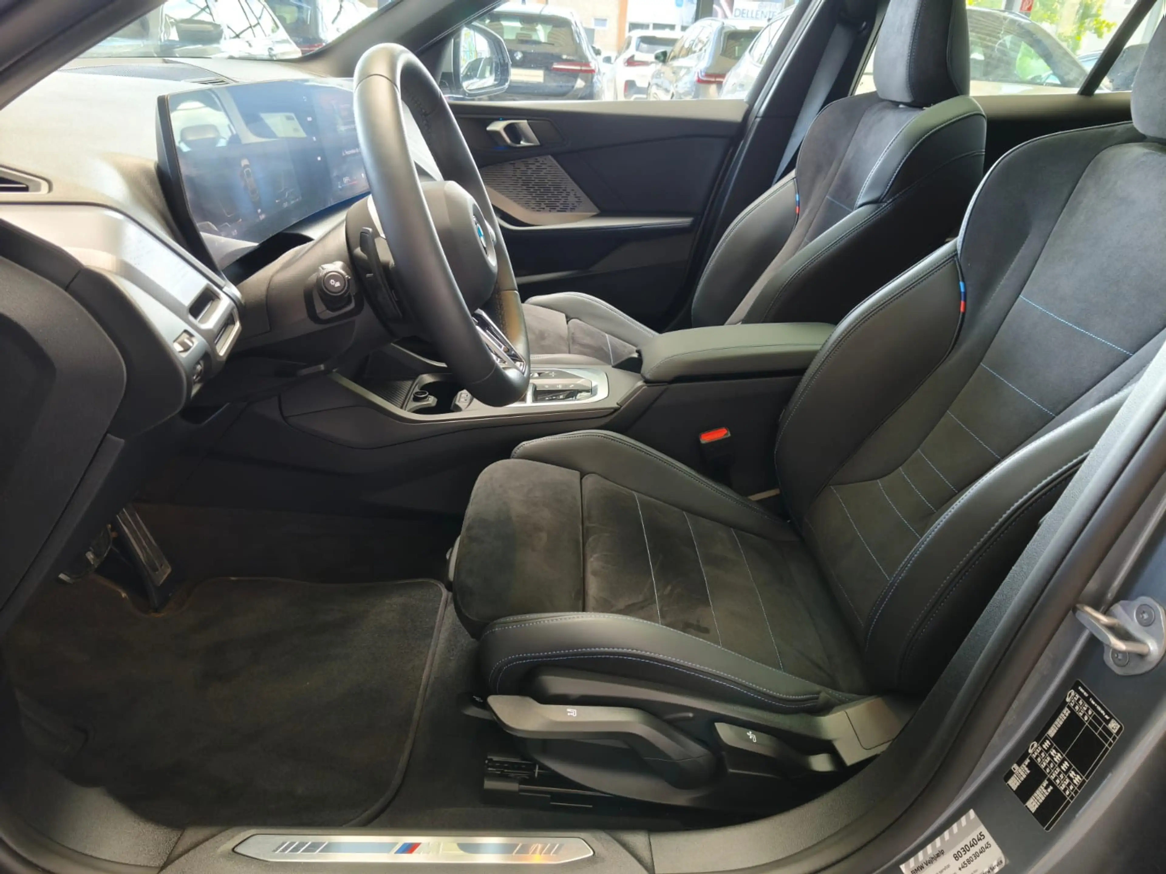 BMW 120 i M Sport Dr.As+/19"/ACC/PANO — photo 8