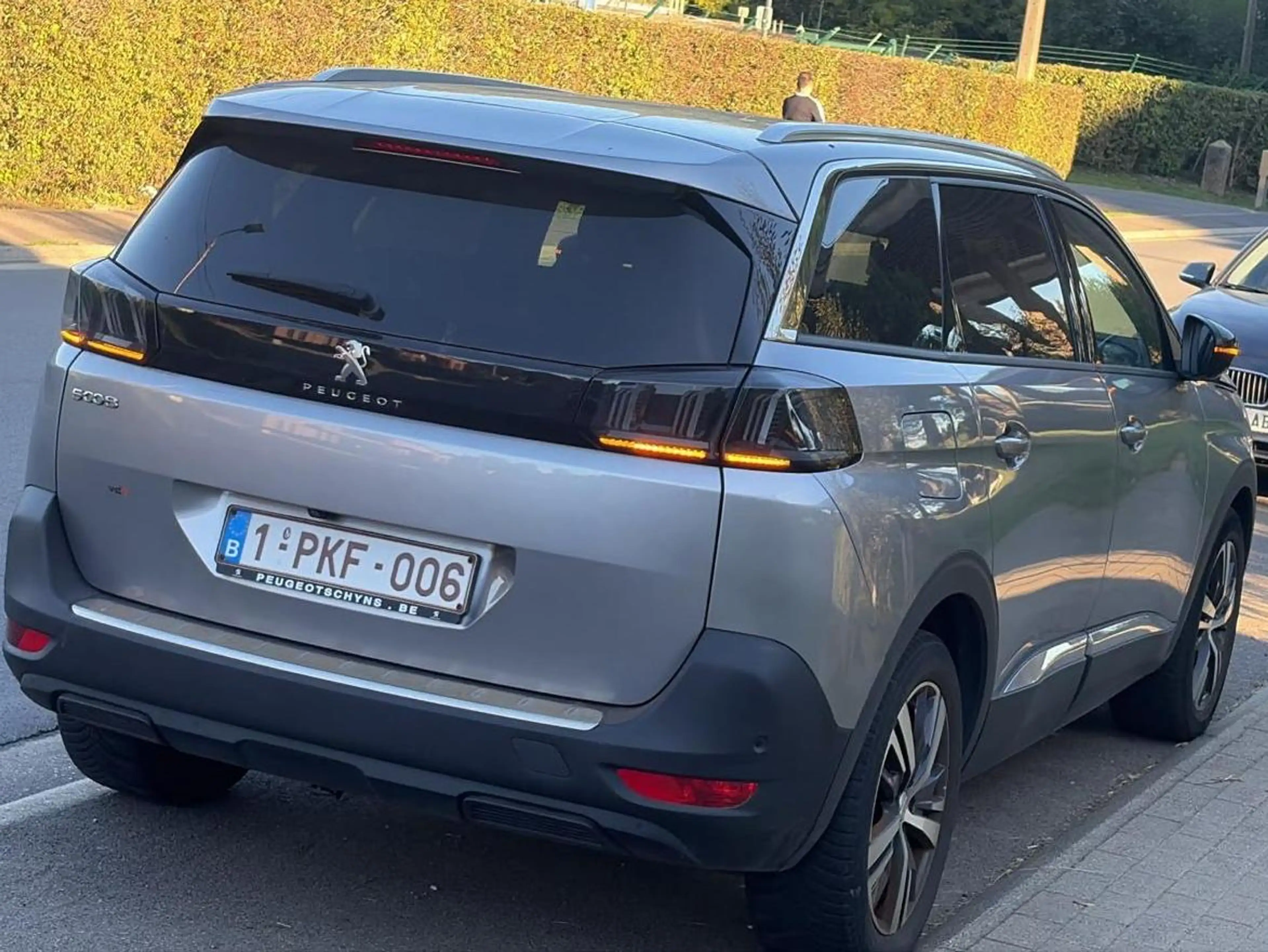 Peugeot 5008 5008 1.2 PureTech GT — photo 3