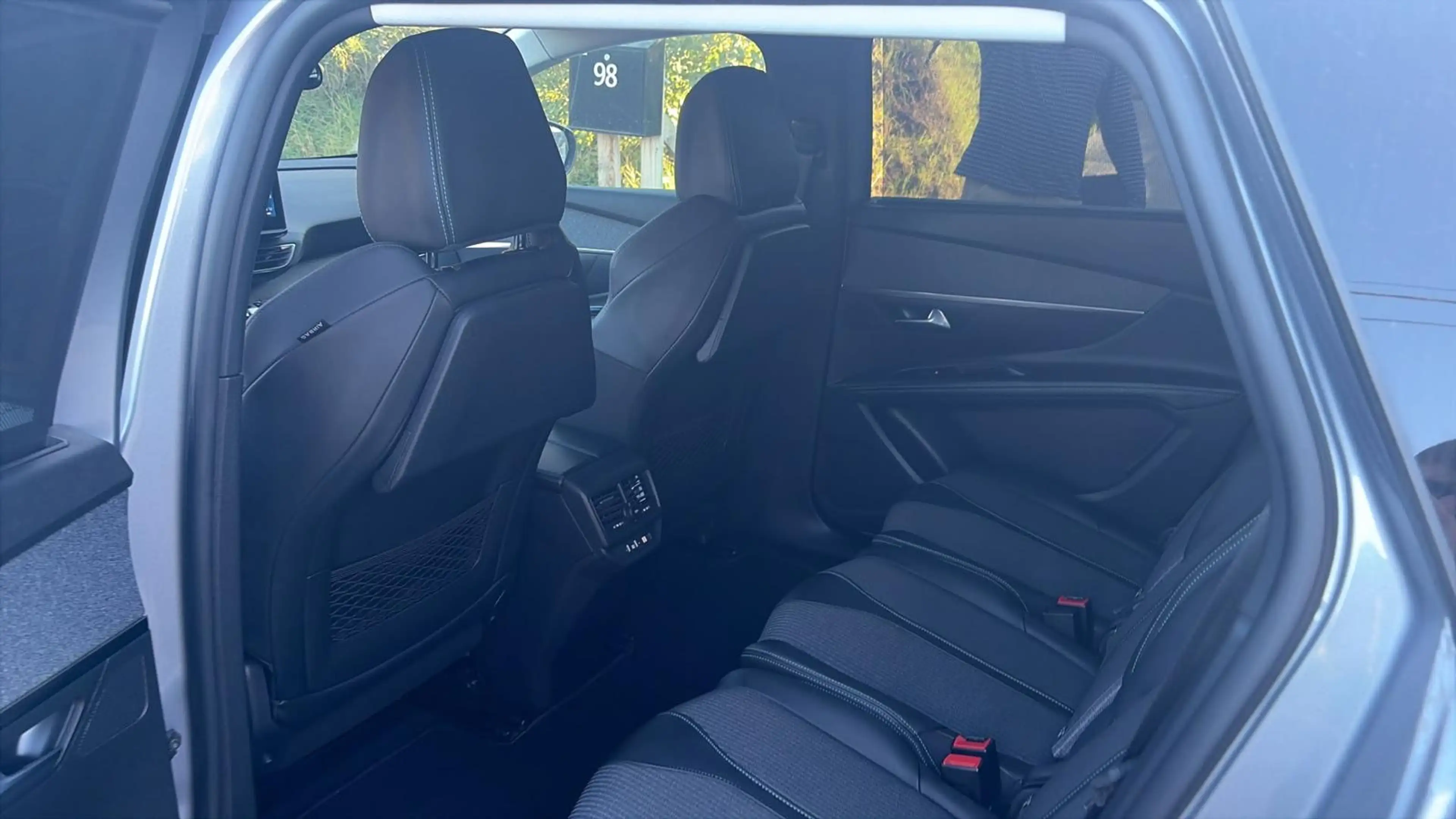 Peugeot 5008 5008 1.2 PureTech GT — photo 12