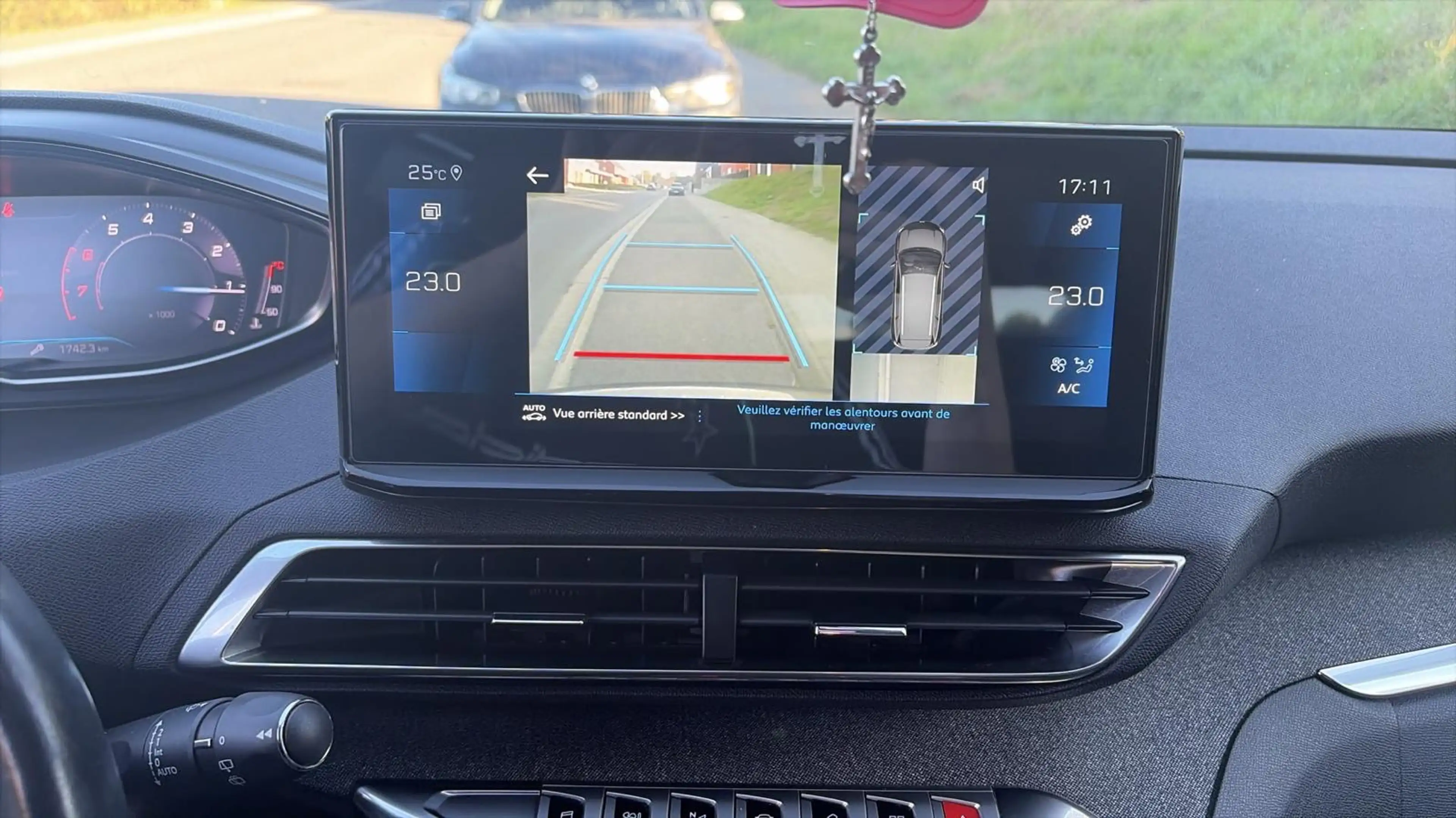 Peugeot 5008 5008 1.2 PureTech GT — photo 11