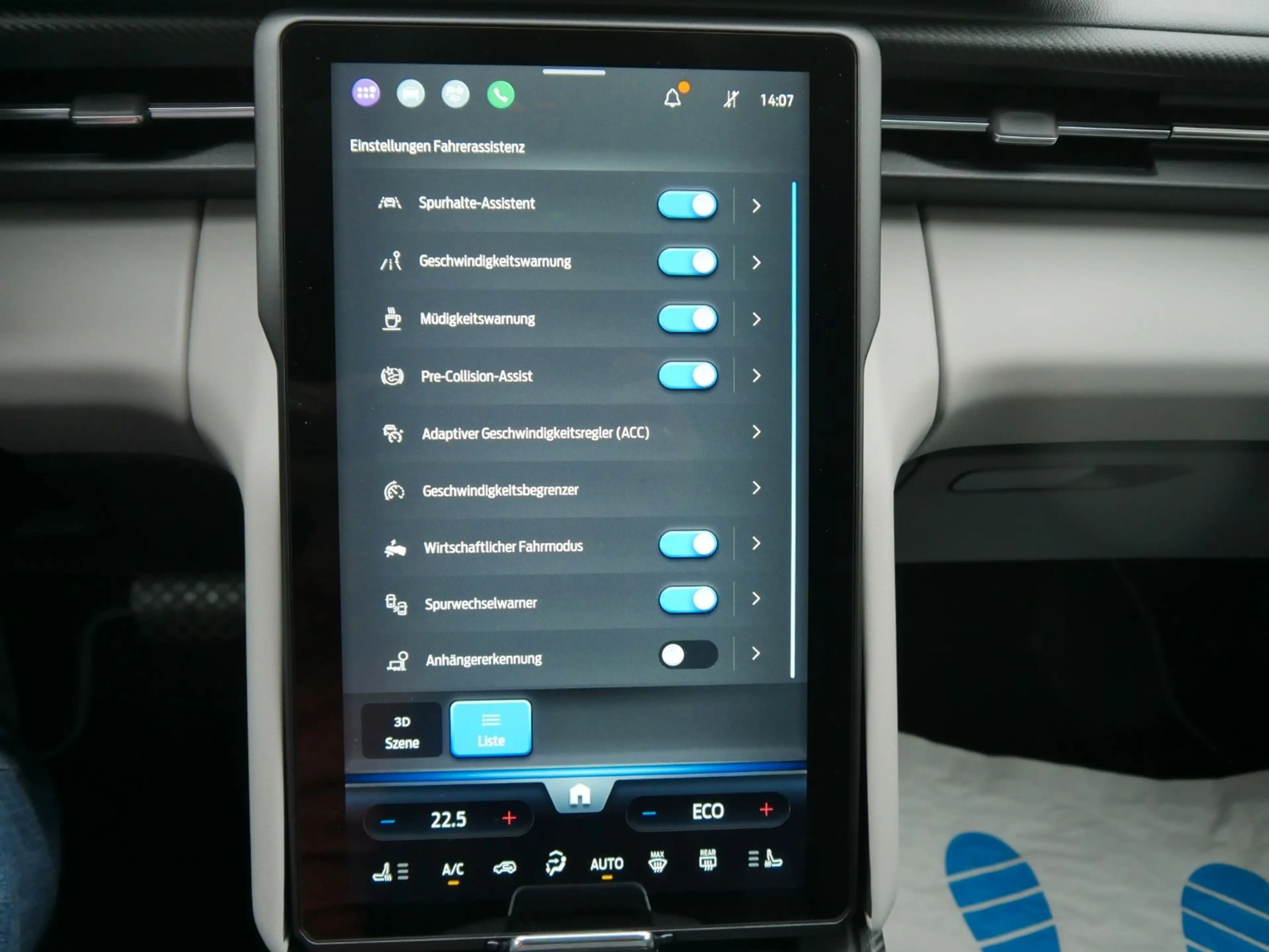 Ford Explorer Premium AWD 79KWh AHZV Wärmepumpe — photo 14