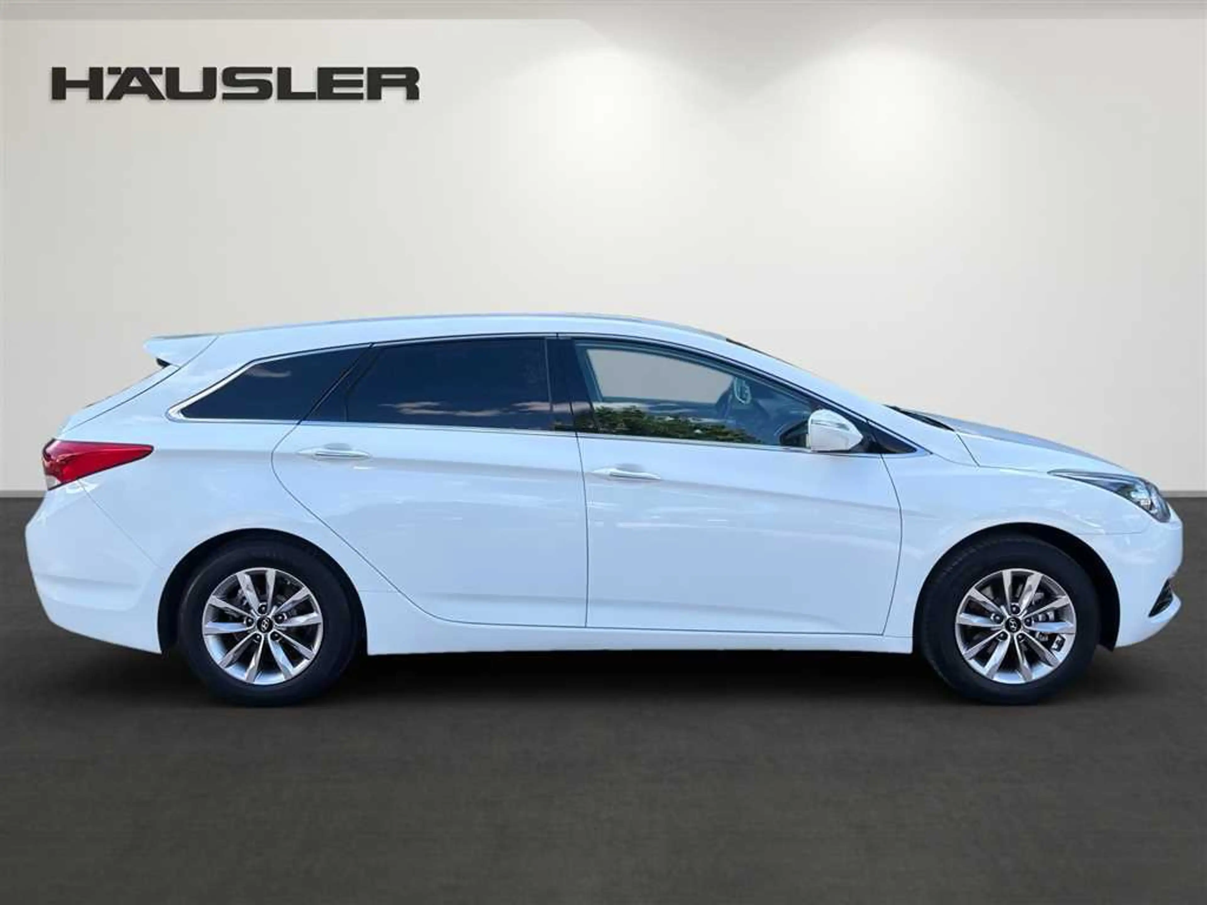 Hyundai i40 2.0 GDI Trend Klima, Sitzheiz., Lenkradheiz., — photo 3
