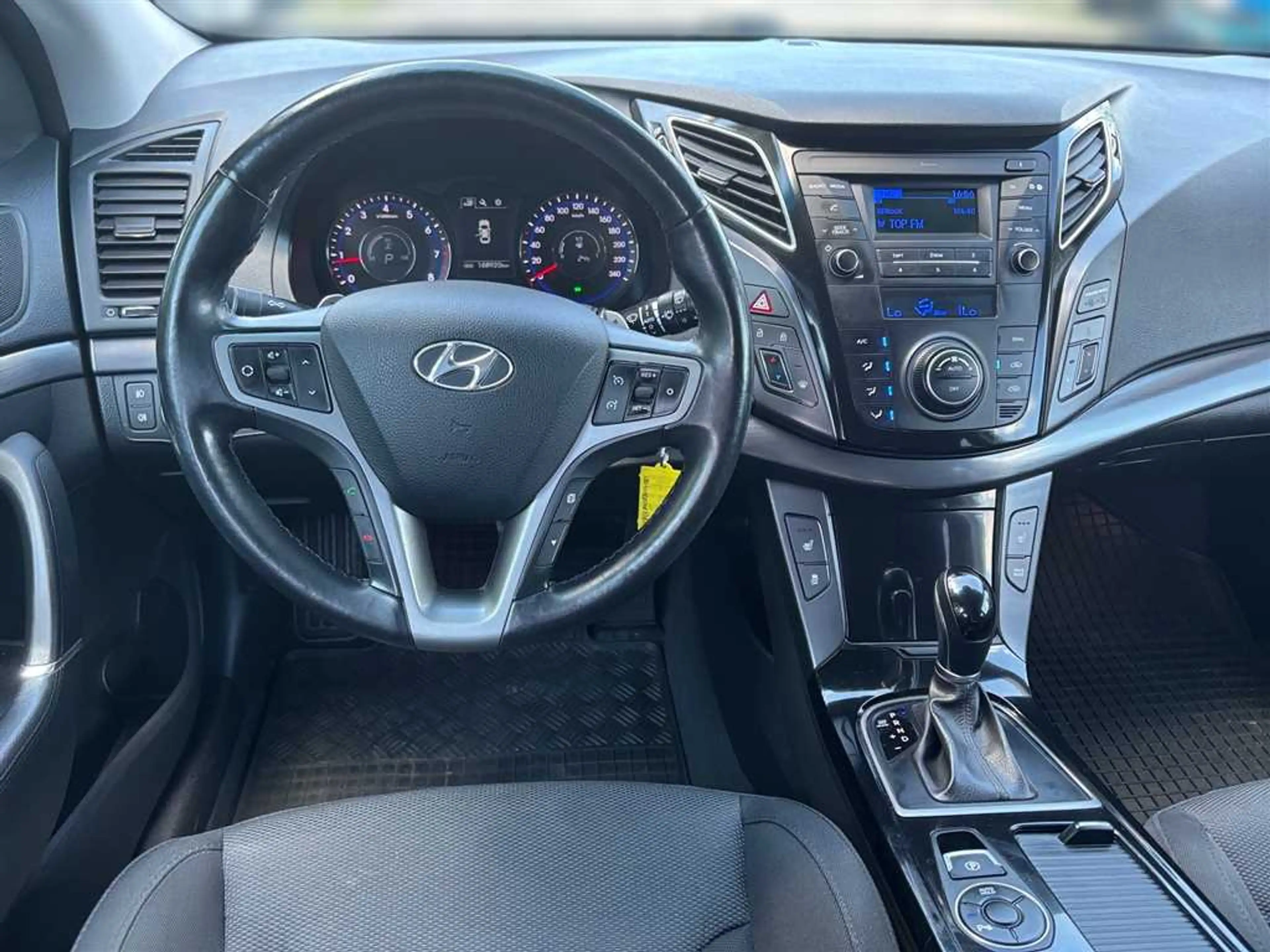 Hyundai i40 2.0 GDI Trend Klima, Sitzheiz., Lenkradheiz., — photo 12