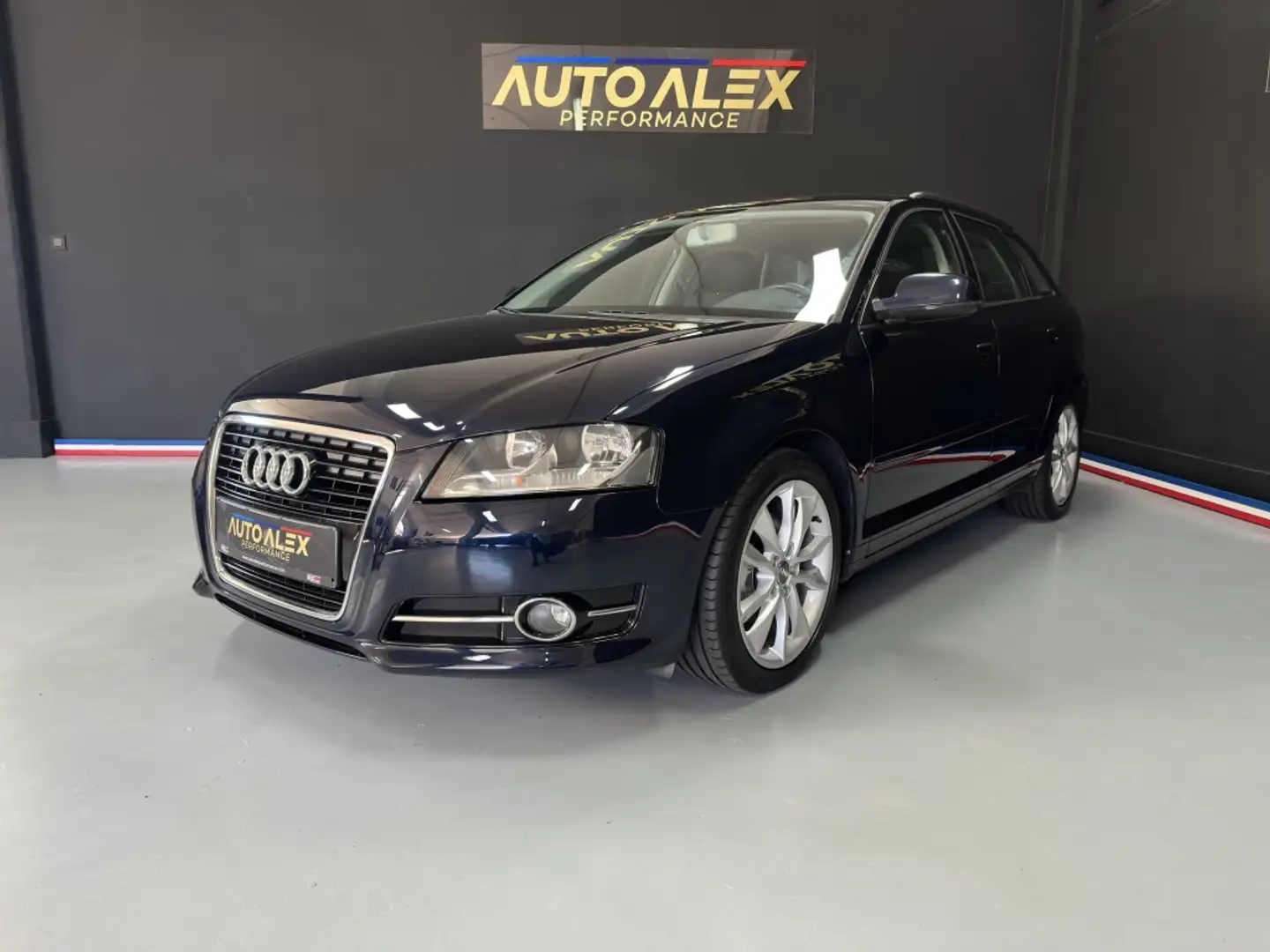 Audi A3 Sportback 2.0TDI Ambition Blu/Azzurro - 1