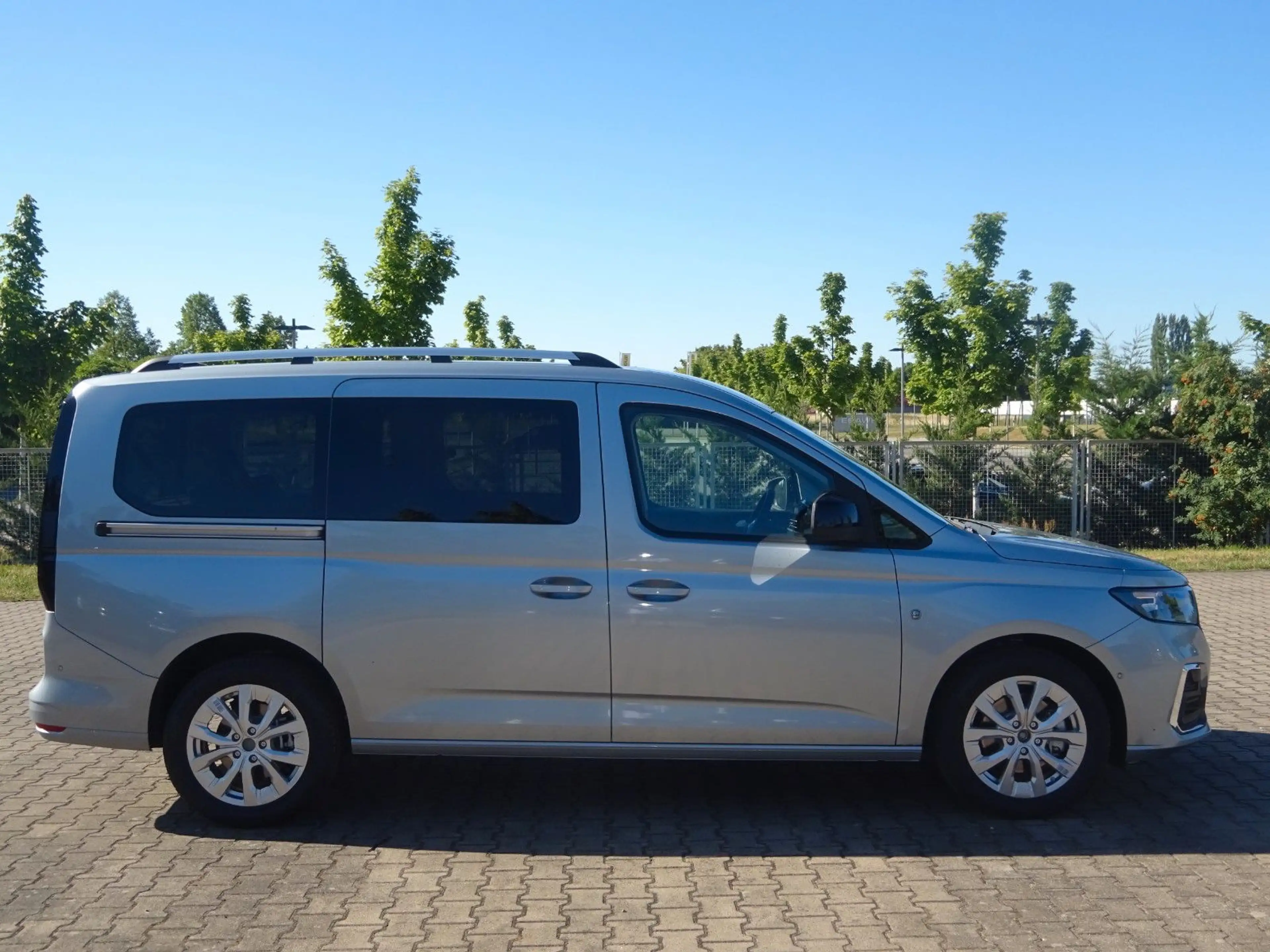 Ford Grand Tourneo Connect Titanium Stndhz Kamera — photo 11