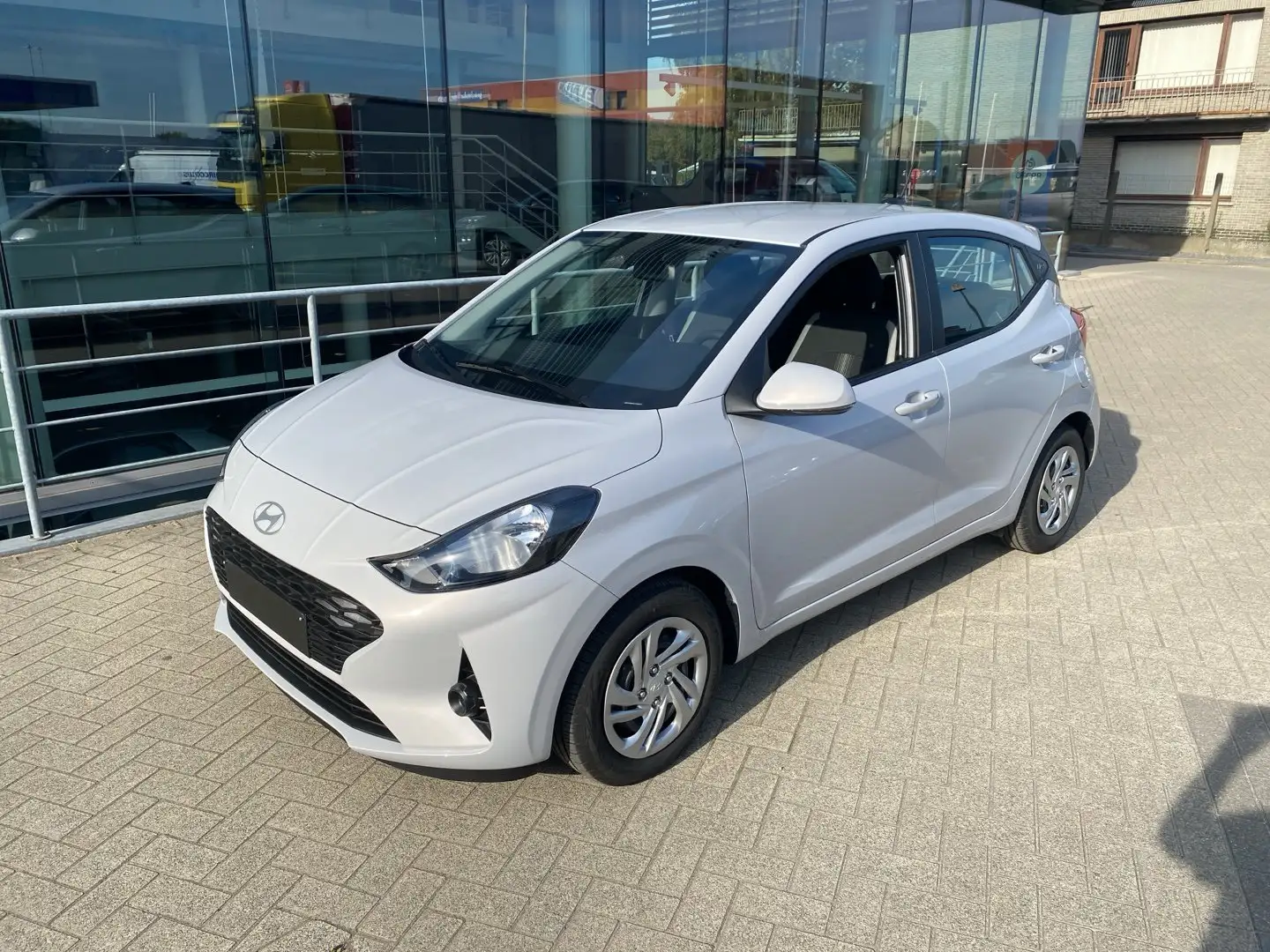 Hyundai i10 Twist (MY25) Argent - 1