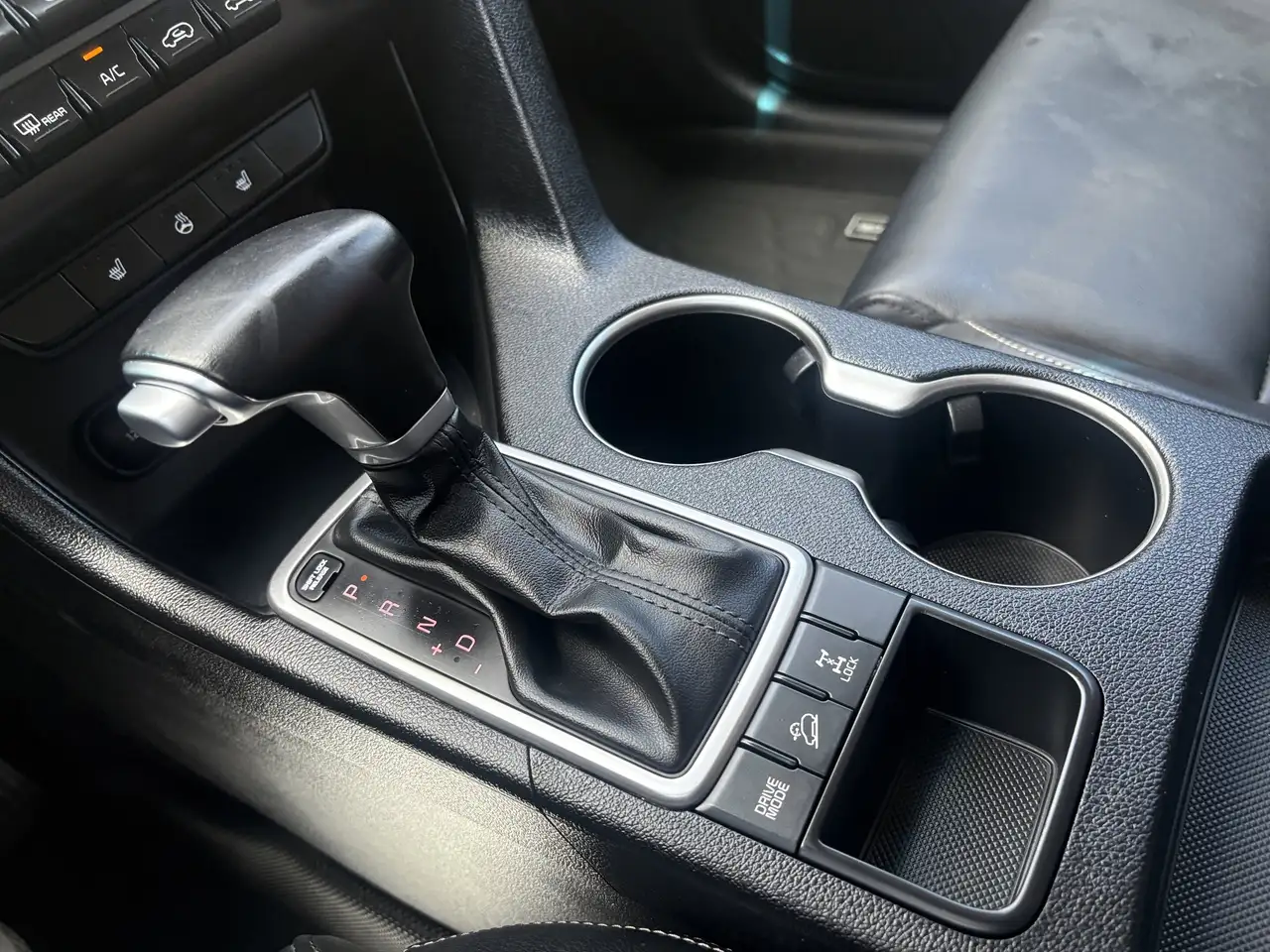 Kia Sportage снимка Kia Sportage