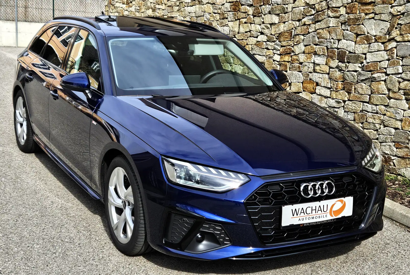 Audi A4 Avant 40 TDI S-line S-tronic*PANO*LED*Massage* Blau - 1