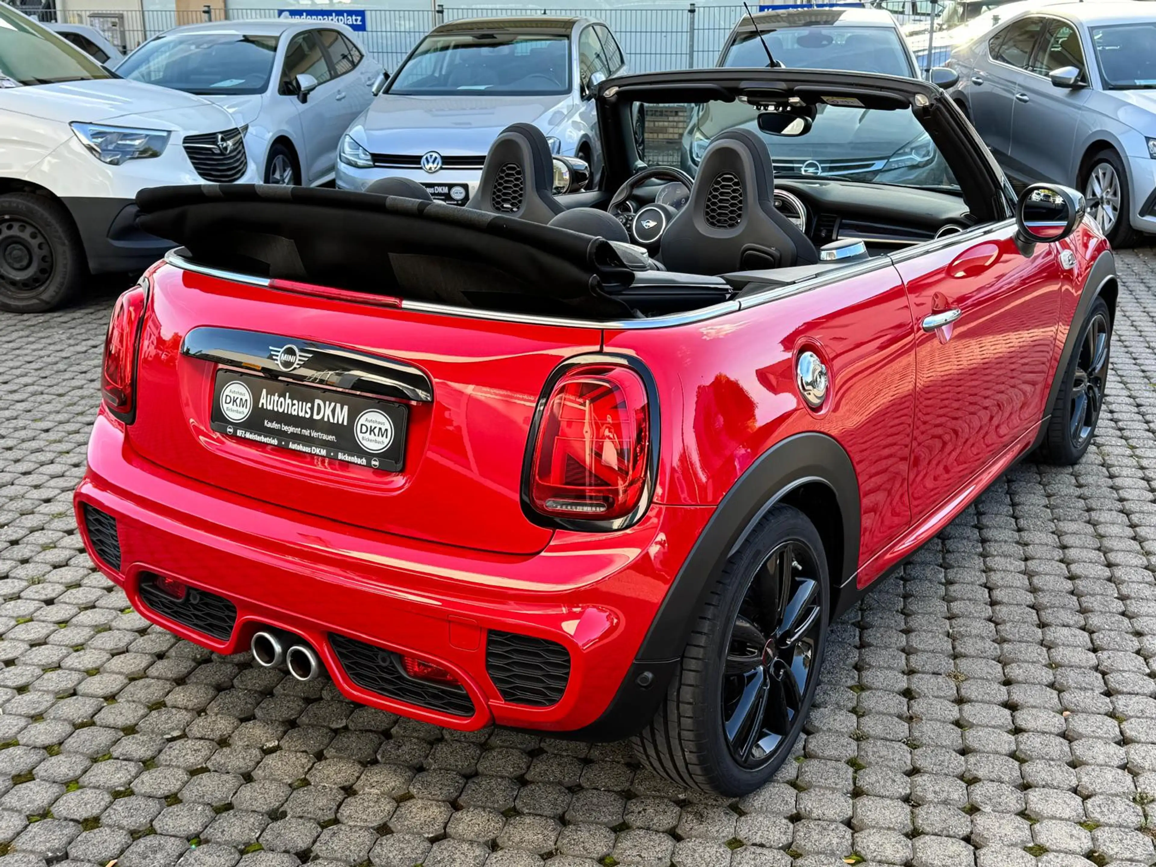 MINI John Cooper Works Cabrio Cooper S JCW Kamera Carplay Navi — photo 15