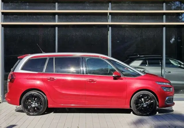 Citroen C4 Picasso view 5