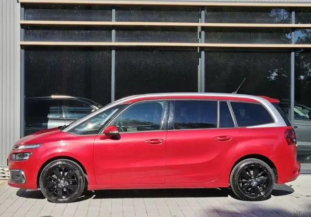 Citroen C4 Picasso view 4