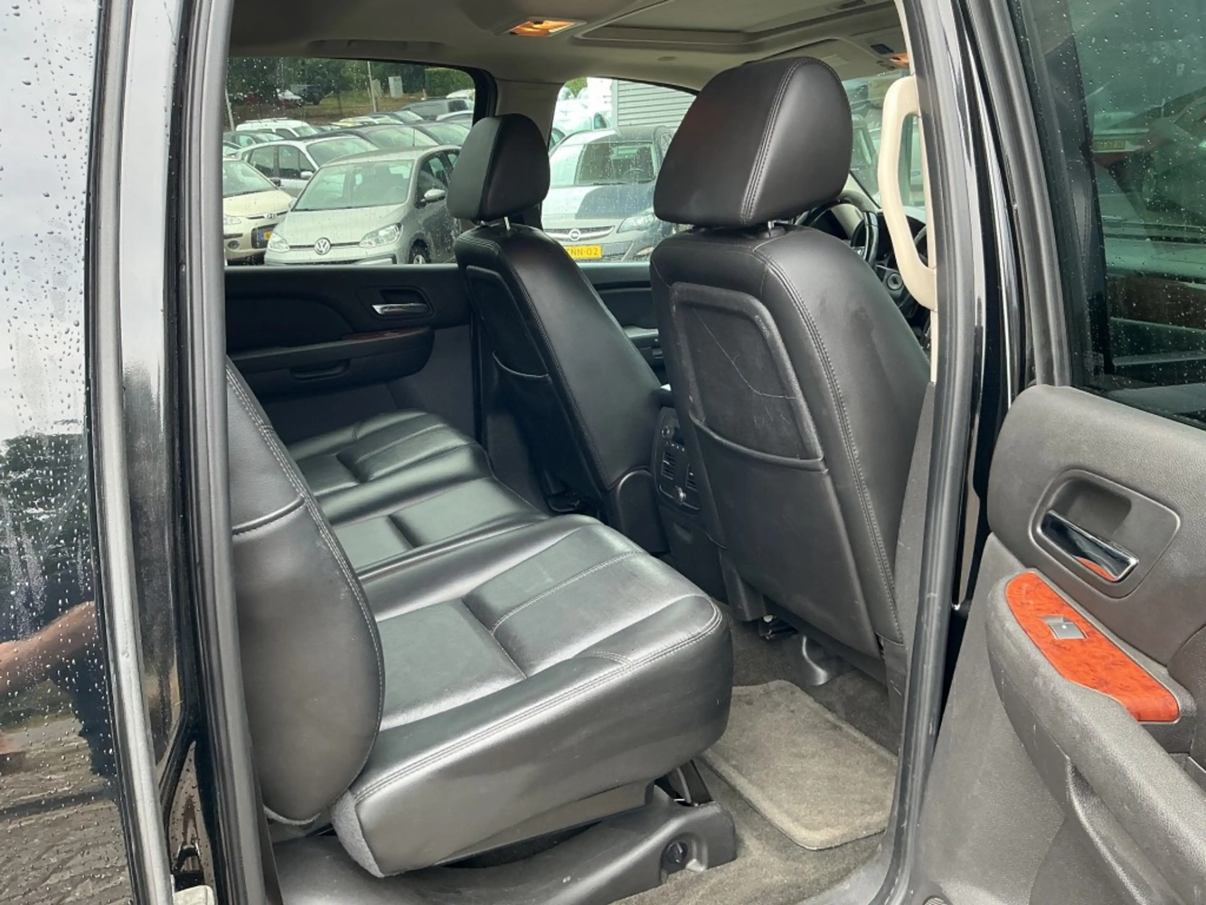 Chevrolet Avalanche - — photo 8