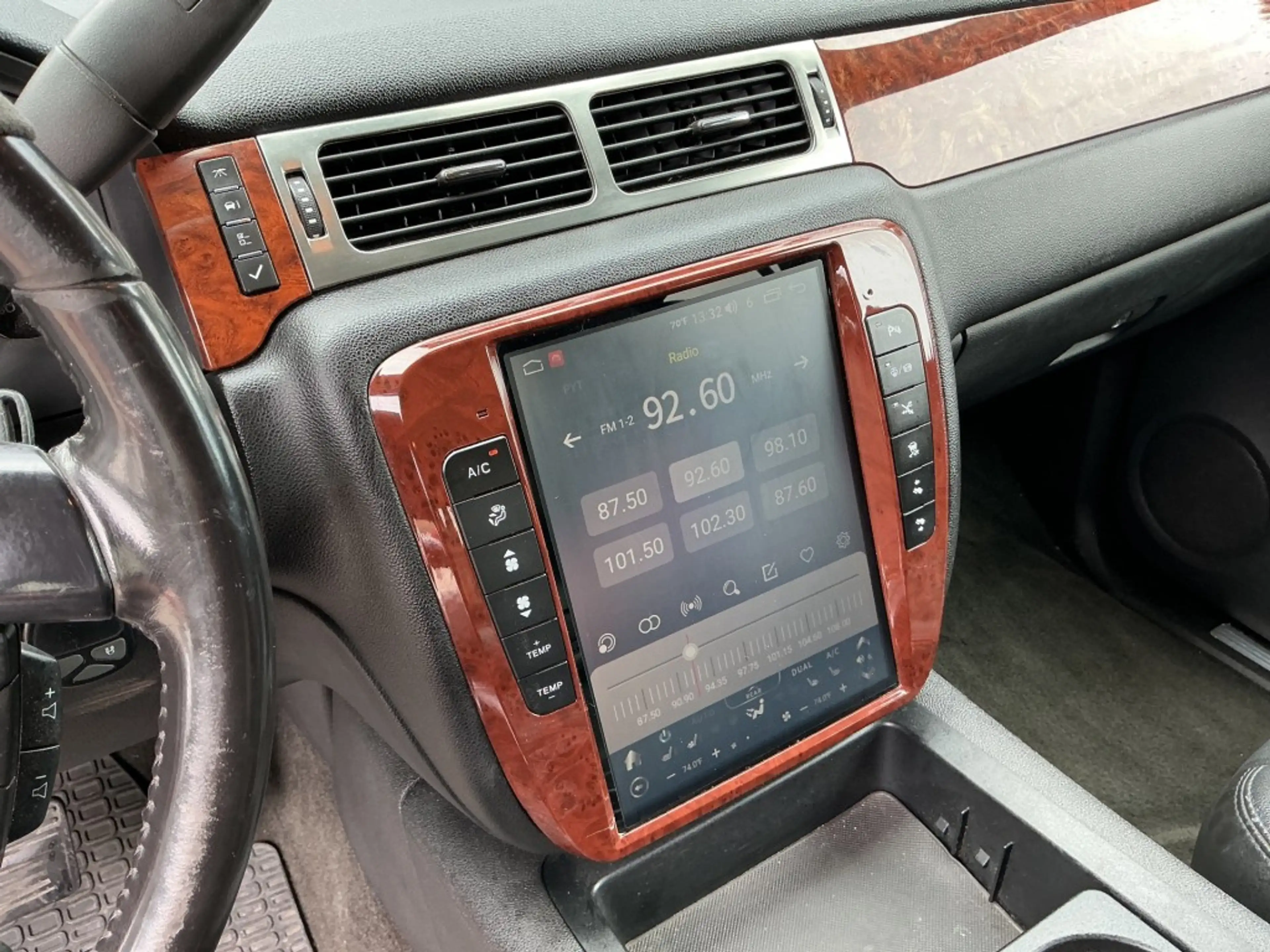 Chevrolet Avalanche - — photo 15