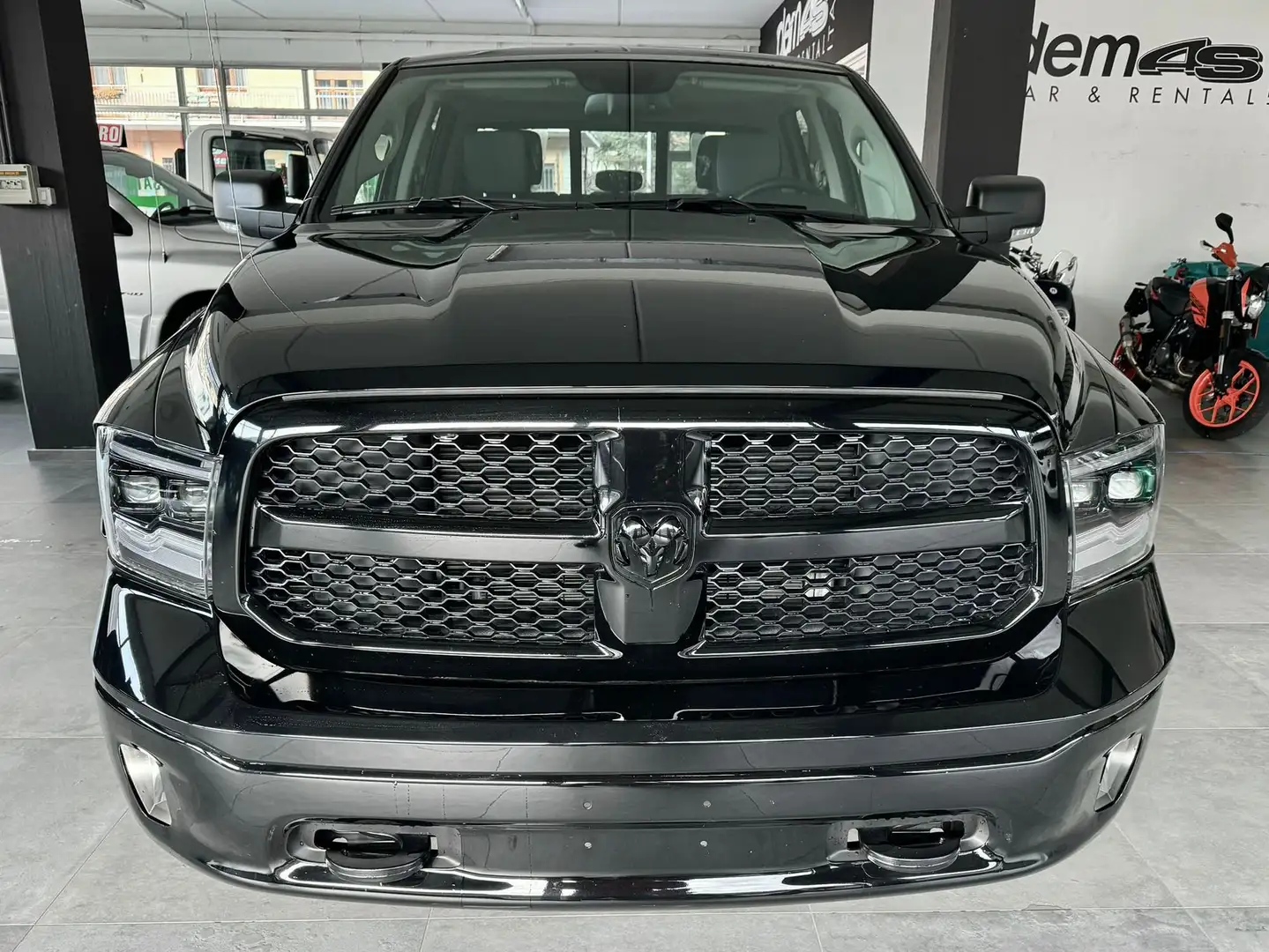 Dodge RAM 5.7 GPL V8 Slt Night Full LED Pronta Consegna Nero - 2