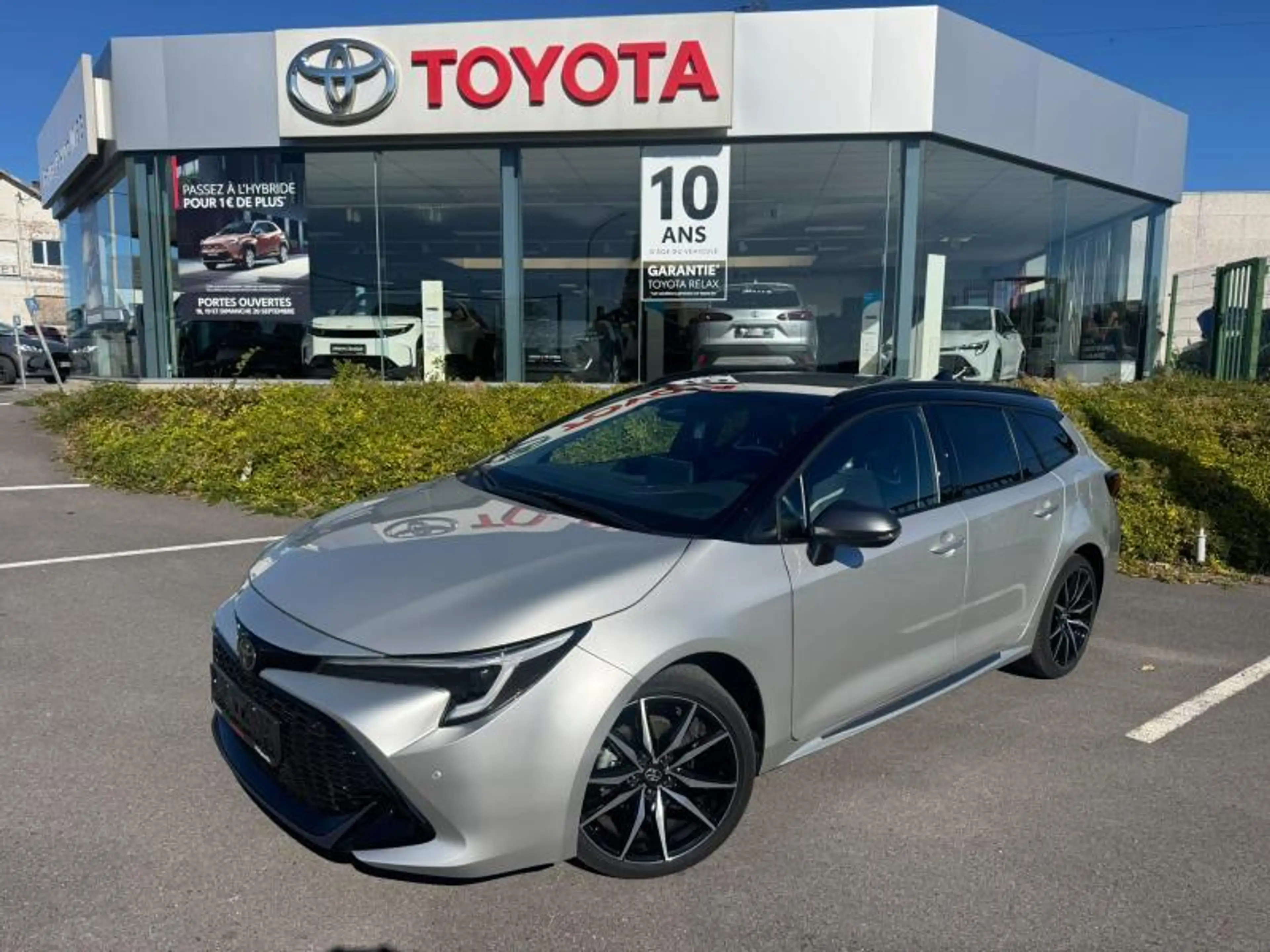 Toyota Corolla Touring Sports 1.8 Hybrid CVT GR Sport — photo 24