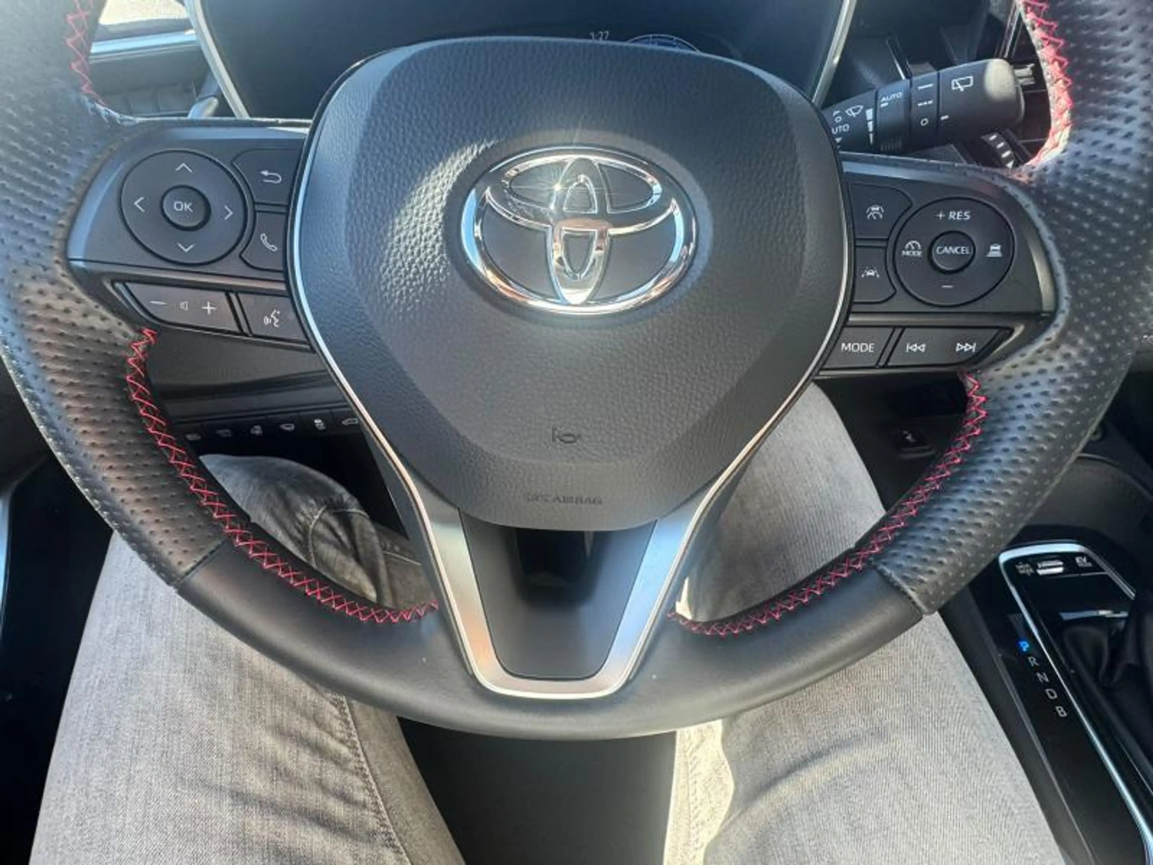 Toyota Corolla Touring Sports 1.8 Hybrid CVT GR Sport — photo 17