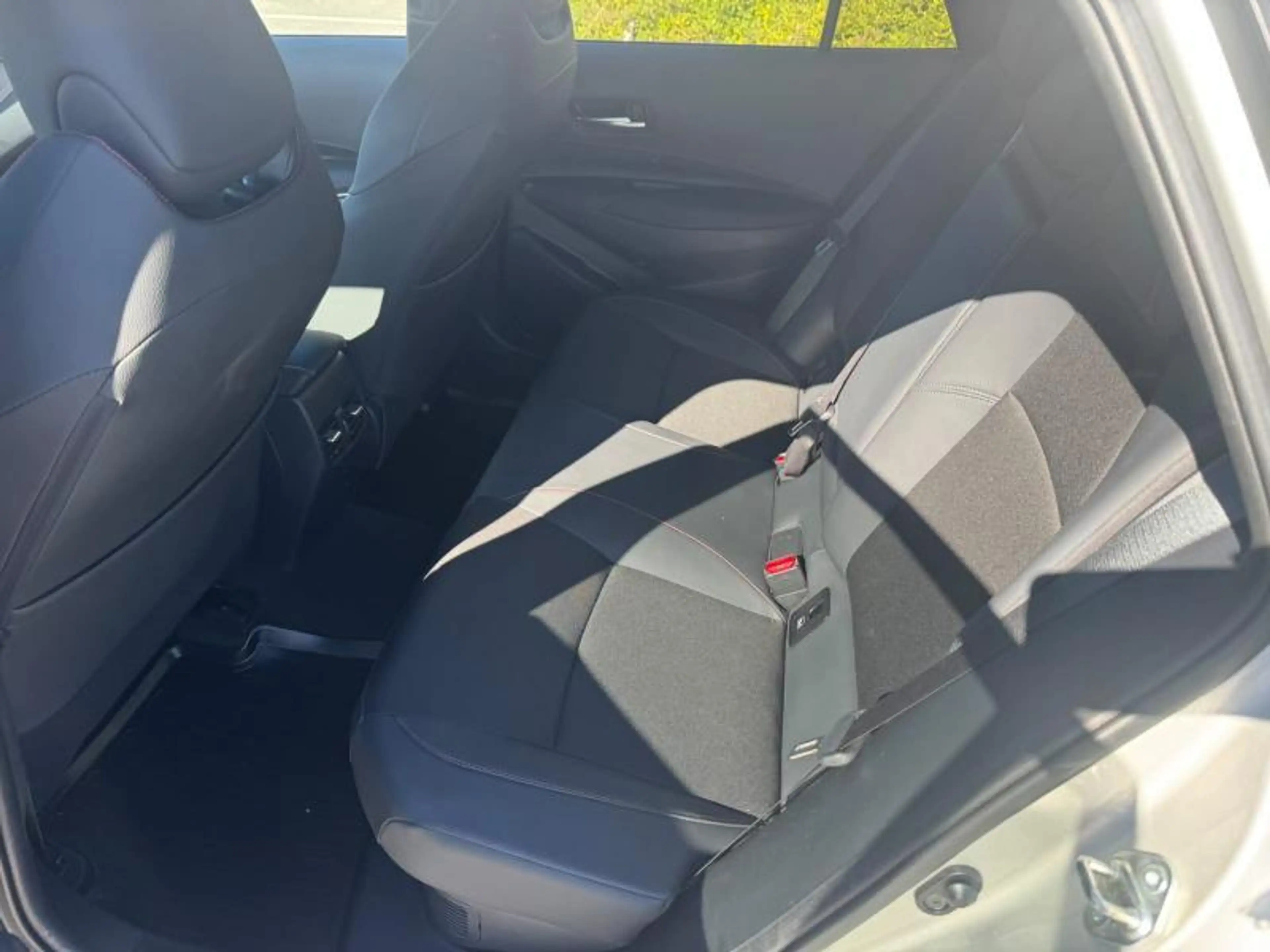 Toyota Corolla Touring Sports 1.8 Hybrid CVT GR Sport — photo 6