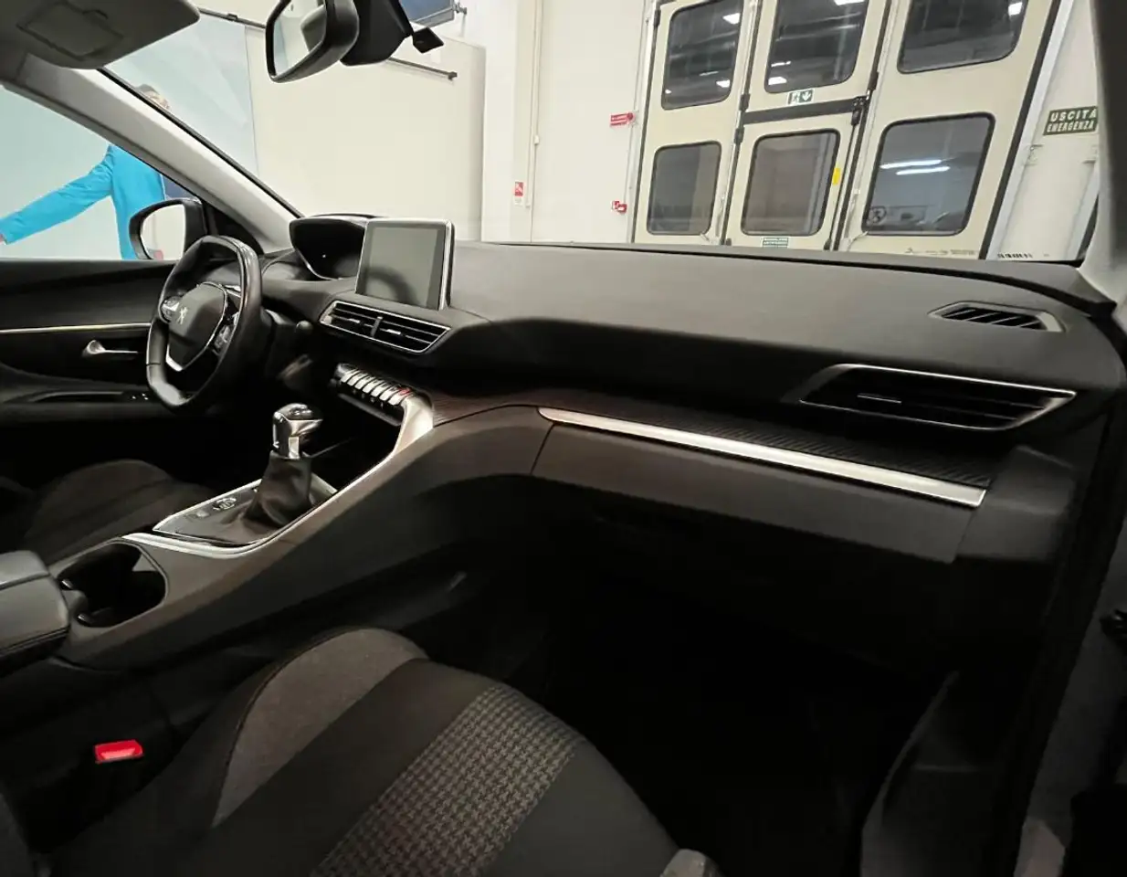 Peugeot 3008 BlueHDI 130 S&S Active Pack 4