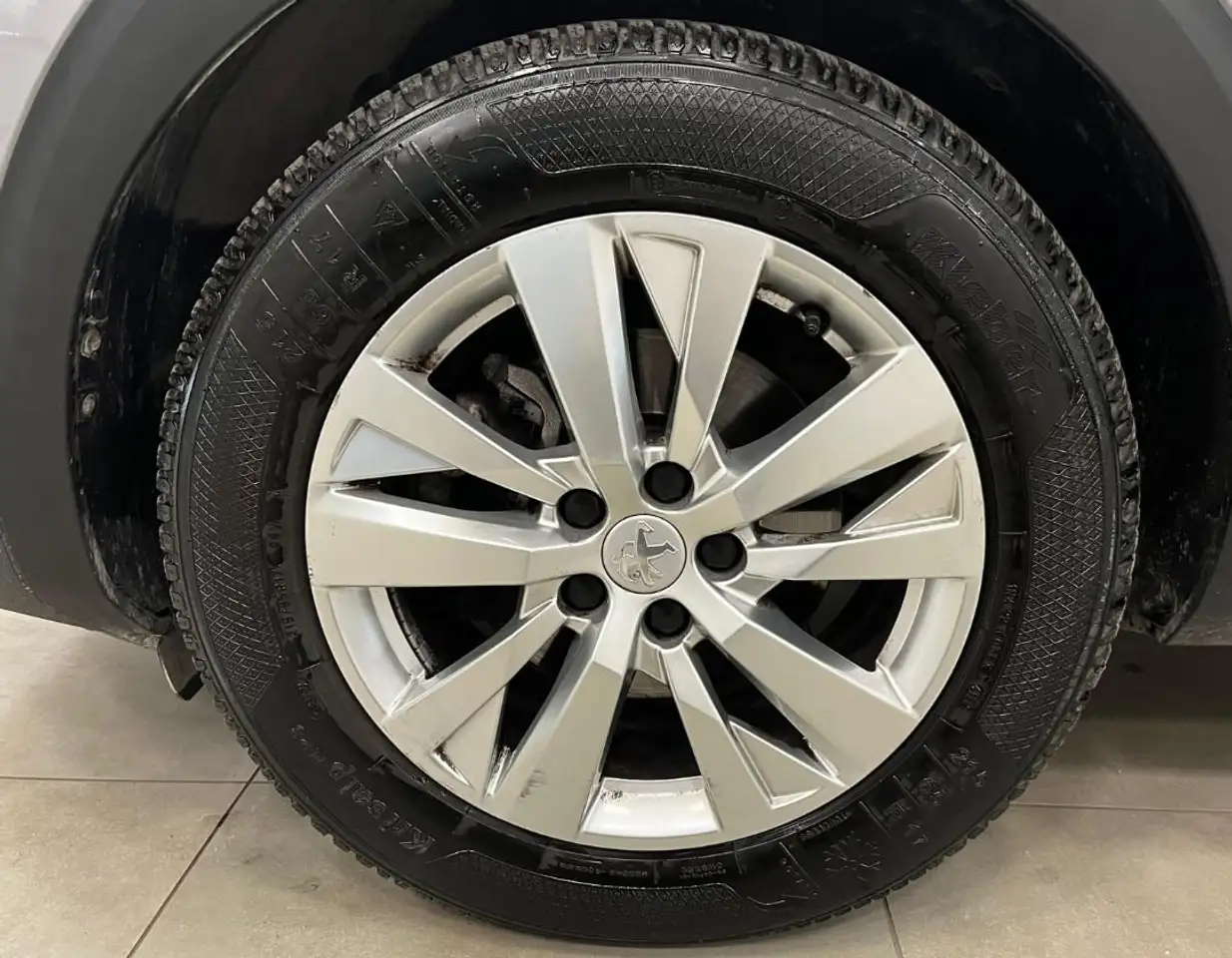 Peugeot 3008 BlueHDI 130 S&S Active Pack 13