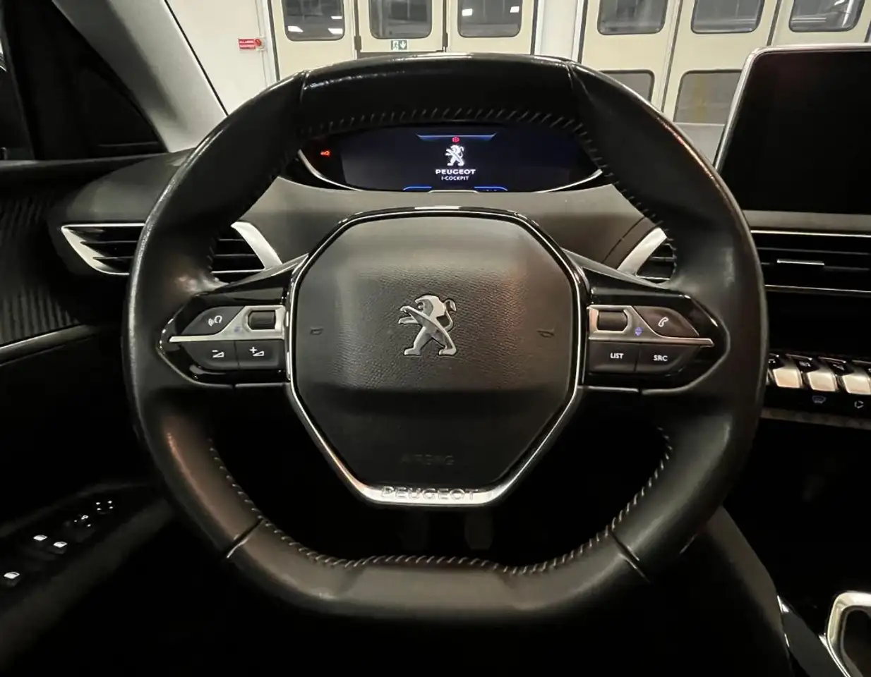 Peugeot 3008 BlueHDI 130 S&S Active Pack 8