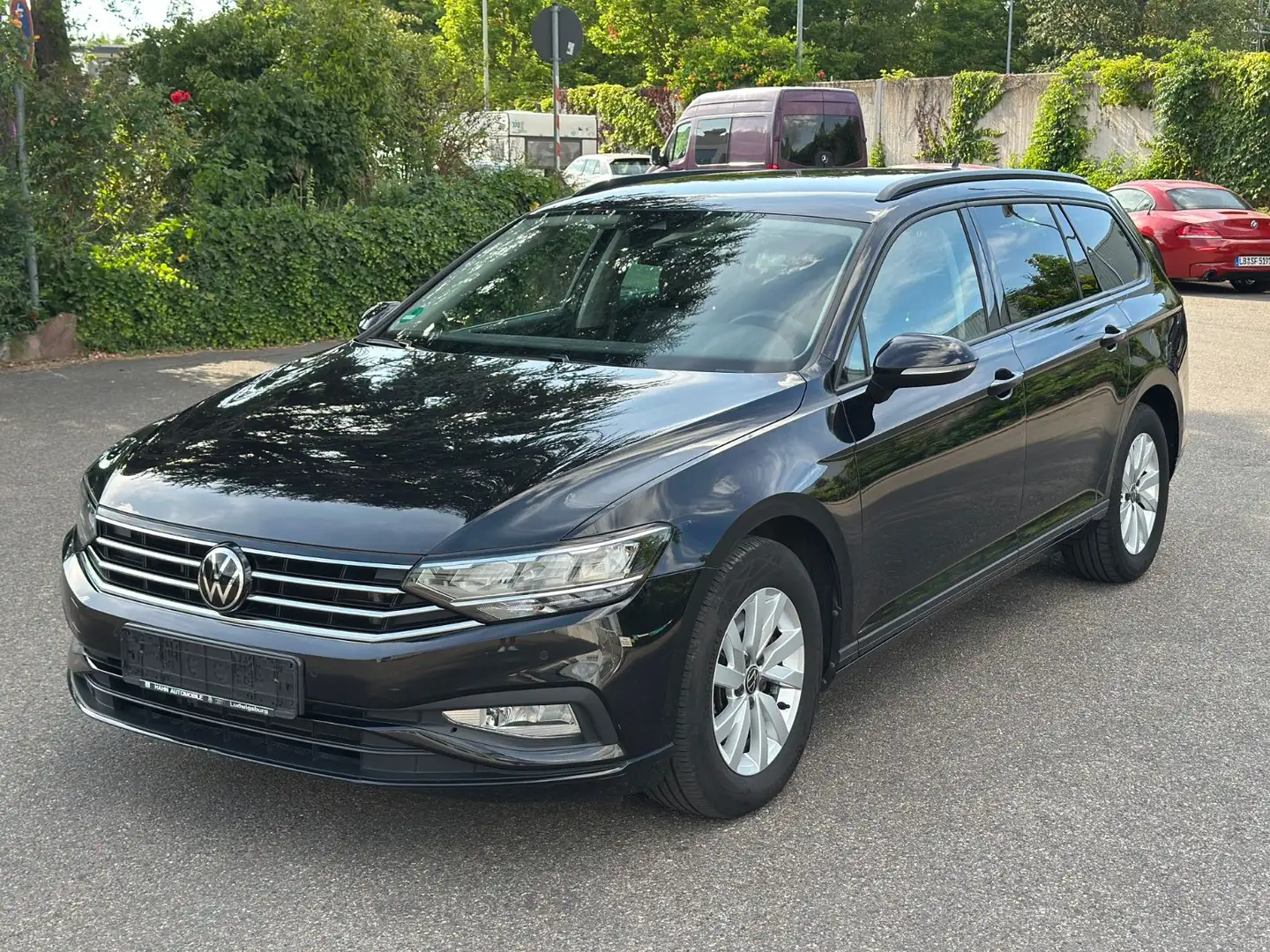 Volkswagen Passat Variant 2.0 1.Hand LED Navi Klima Schwarz - 1