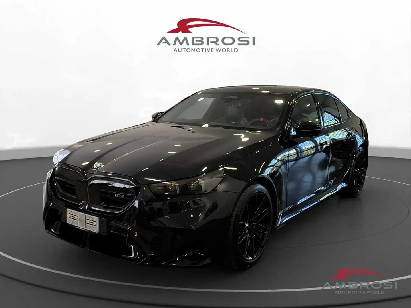 BMW M5 Berlina M-Driver's Comfort package Black - 1