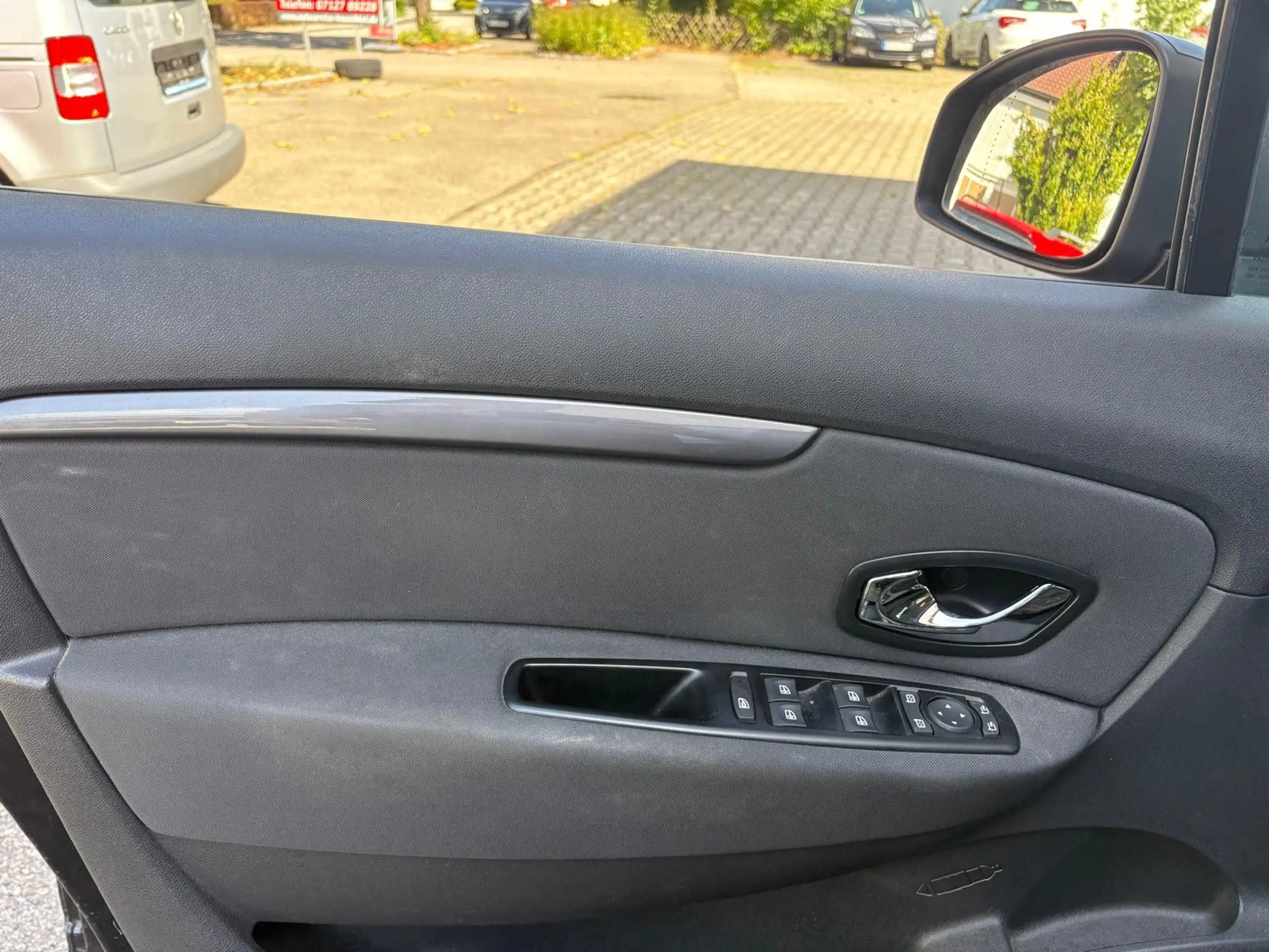 Renault Scenic III Limited — photo 8
