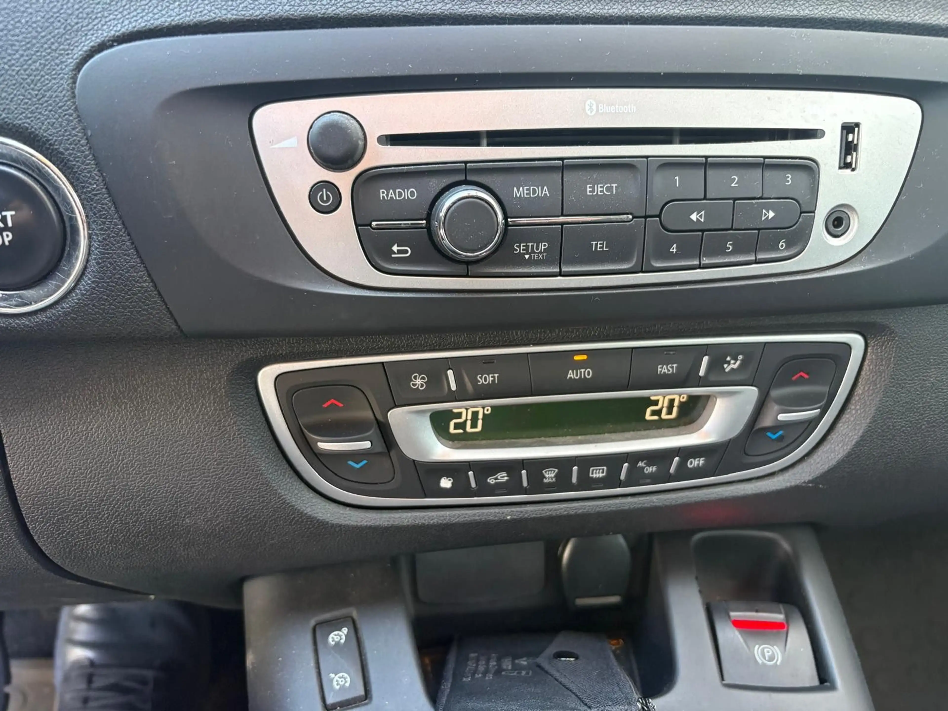 Renault Scenic III Limited — photo 15
