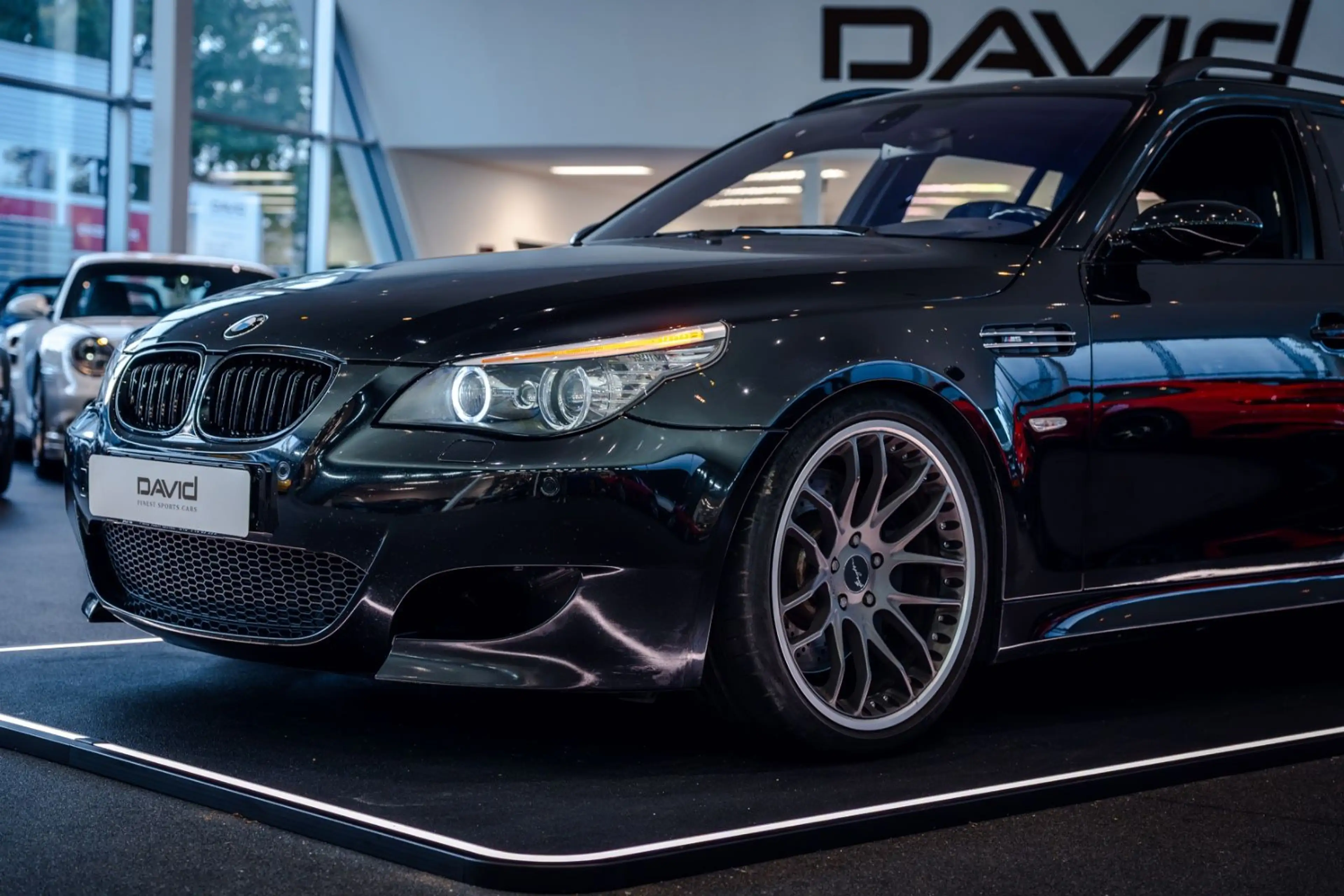 BMW M5 Touring*Deutsch*Unfallfrei*Motor revidiert* — photo 3