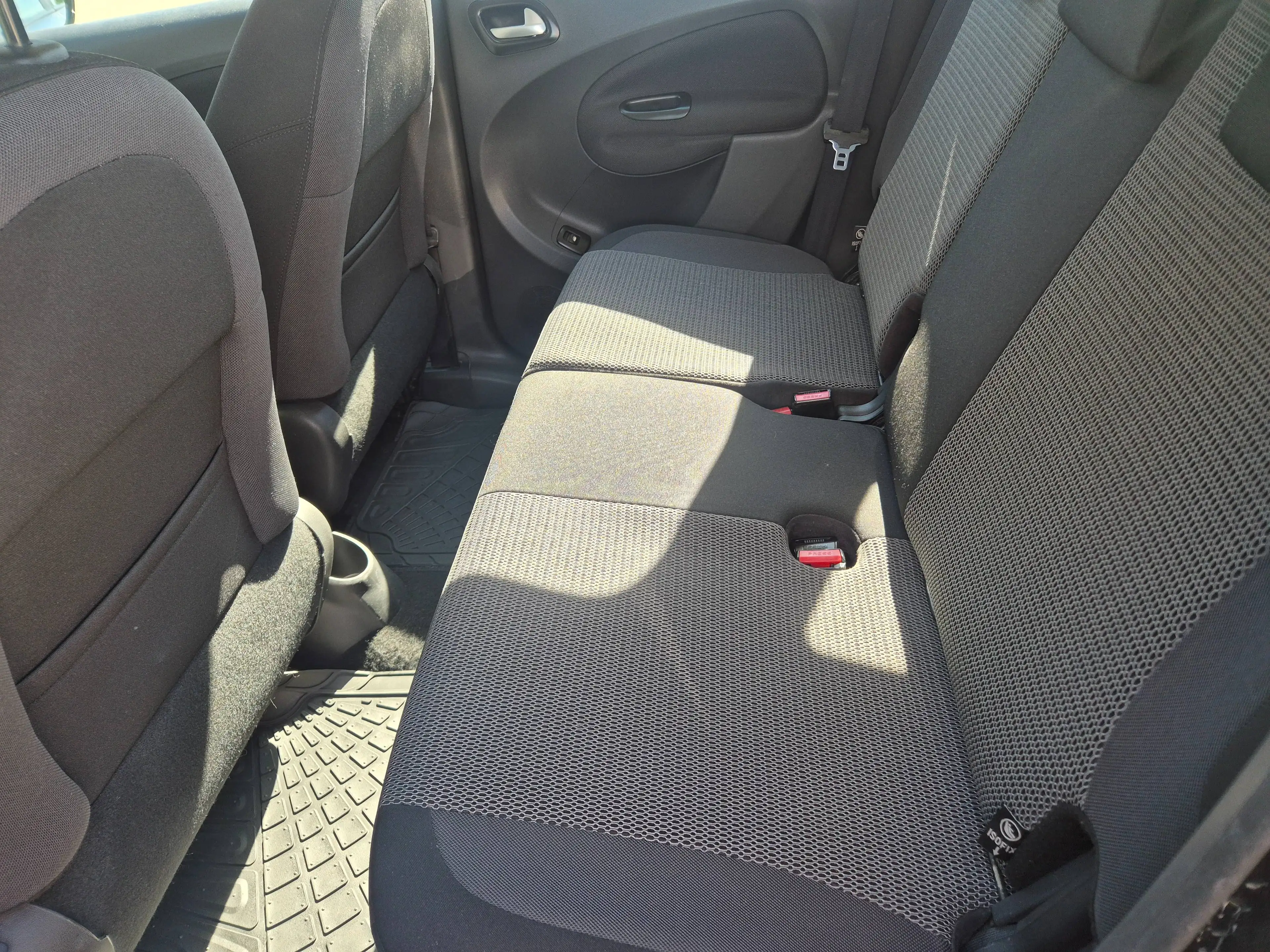 Citroen C3 Picasso Selection Tüv 11.2027 — photo 9