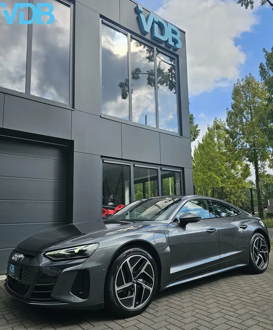 Audi e-tron GT S-Line GT 93 kWh Grey - 2