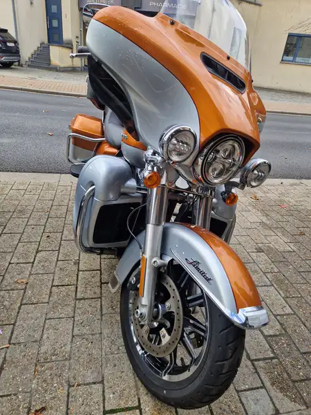 Harley-Davidson Electra Glide - foto 8