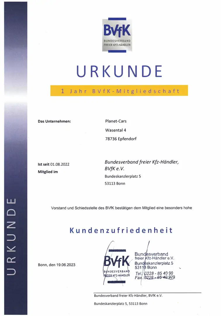 Volvo XC60 Summum R-Design AWD*3J.Garantie*PANO*AHK* Noir - 2