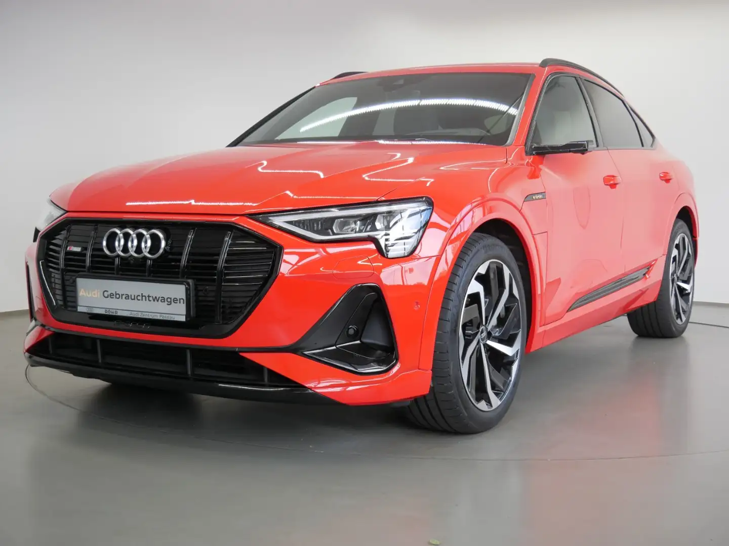 Audi e-tron Sportback 55 quattro S line MATRIX AHK PANO HEAD-U Rot - 2