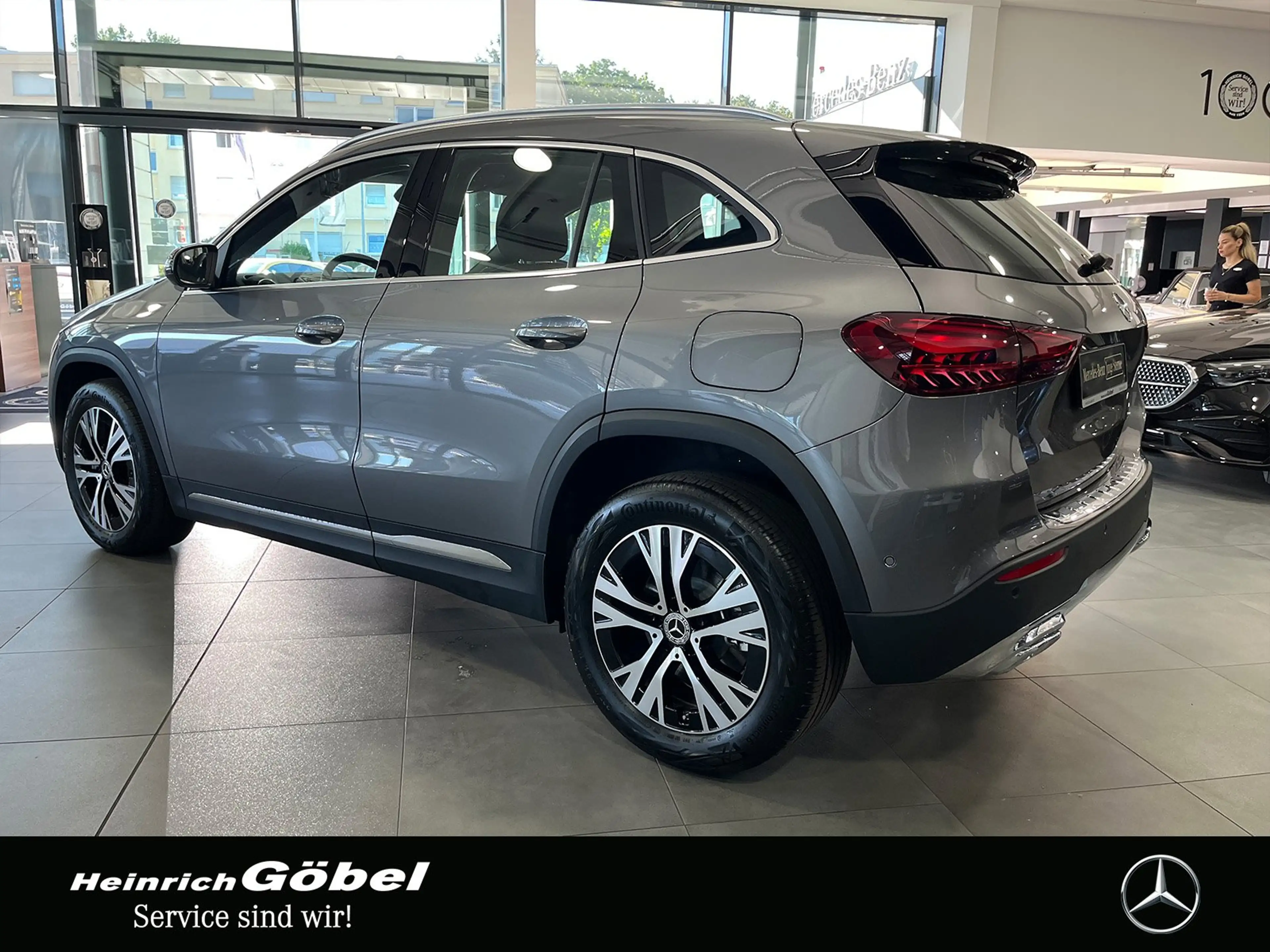 Mercedes-Benz GLA 220 4M PROGRESSIVE+LED+KAMERA+NAVI+CARPLAY — photo 4