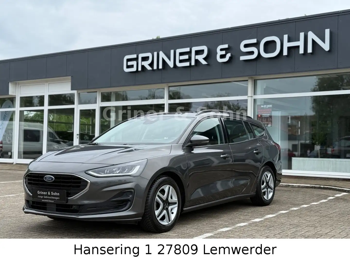 Ford Focus Turnier Cool & Connect,1-Hand,Navi,CarPlay Gris - 1
