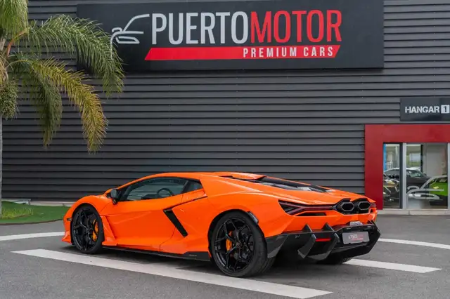 Lamborghini Revuelto view 4