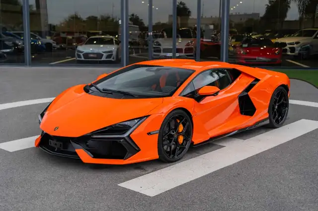 Lamborghini Revuelto view 3