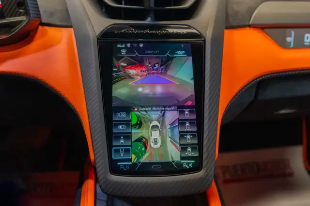 Lamborghini Revuelto view 12