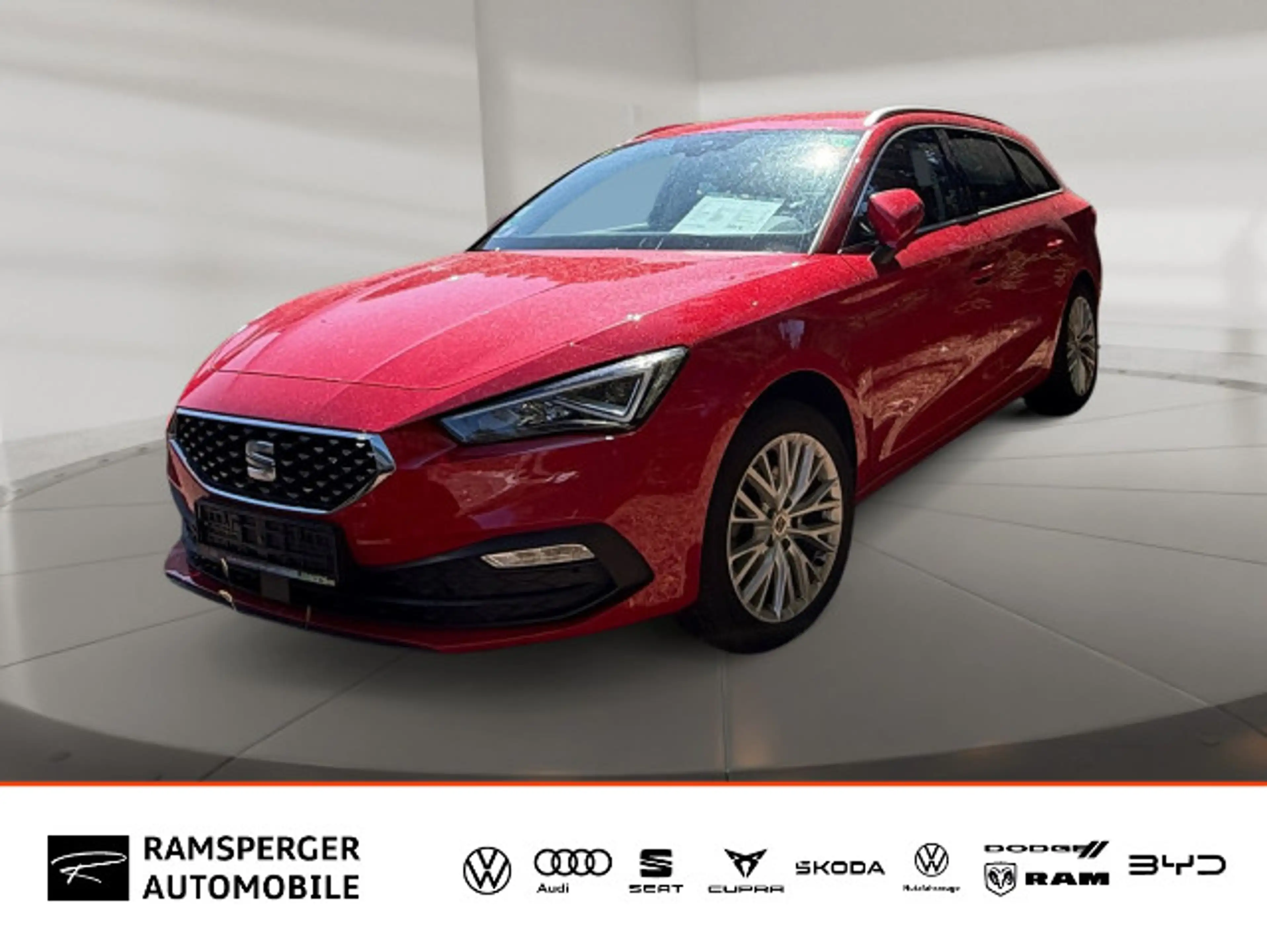 SEAT Leon Sportstourer XCELLENCE 1.5 TSI LED/AHK/STHZ