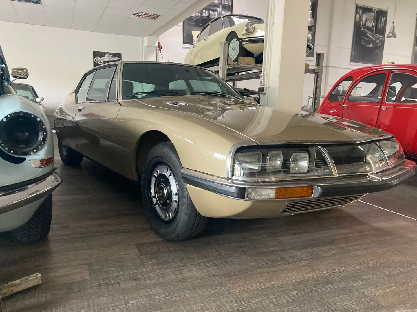 Citroen SM Gold - 1