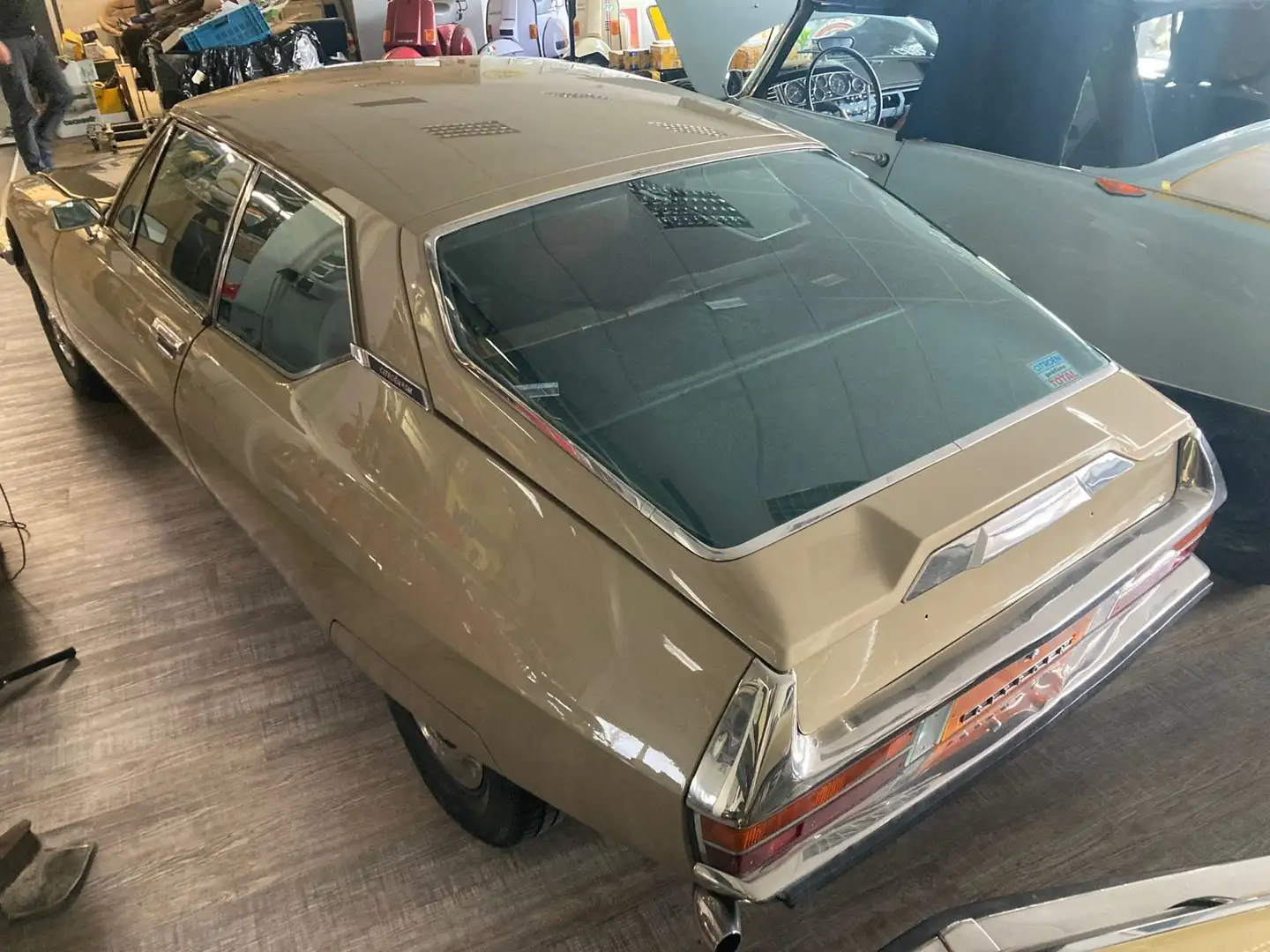 Citroen SM Gold - 2